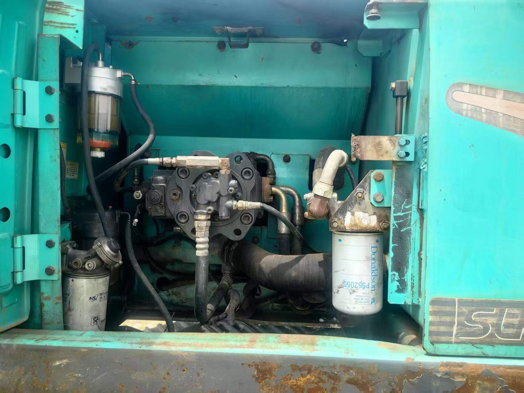 Buy Kobelco SK210 Used Excavator / 3