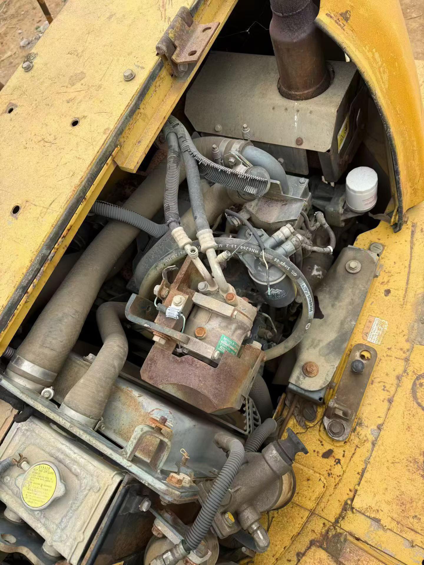 Buy Komatsu PC70 Used Excavator / 4