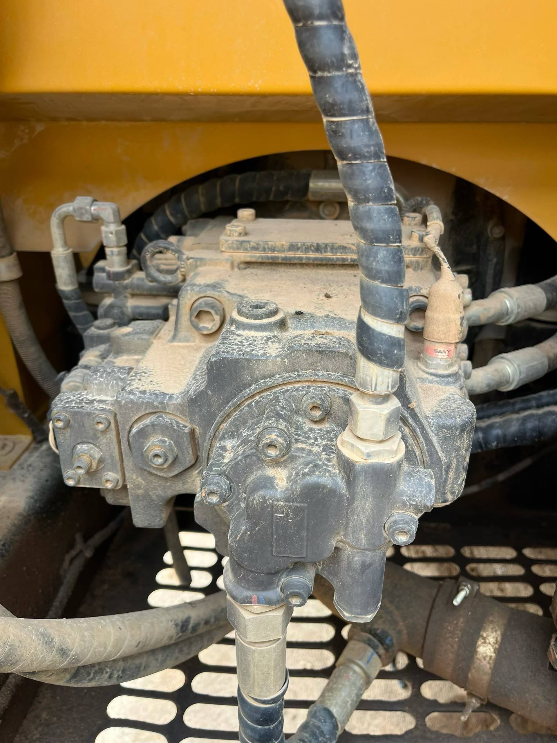 Buy Sany SY135 Used Excavator / 3