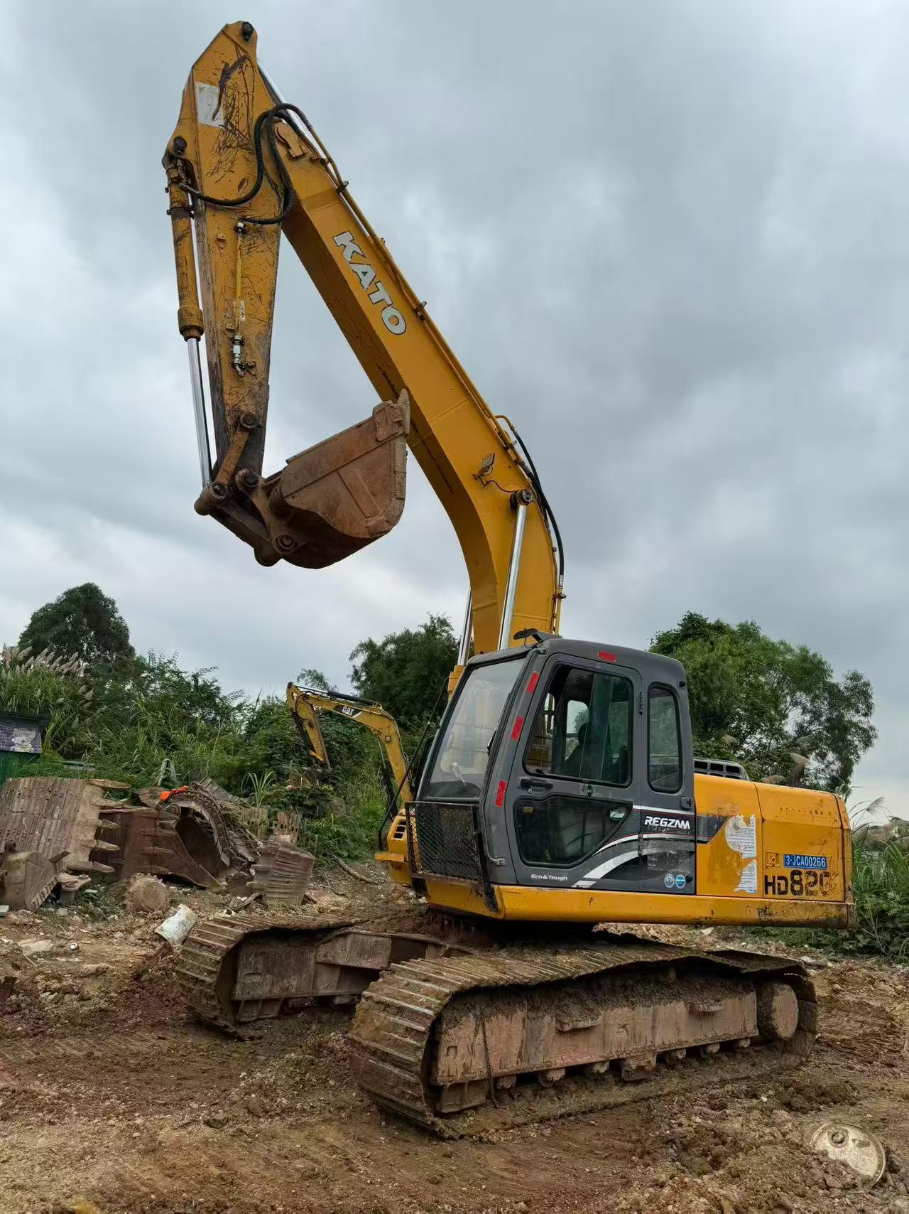 Buy Kato HD820V Used Excavator / 3