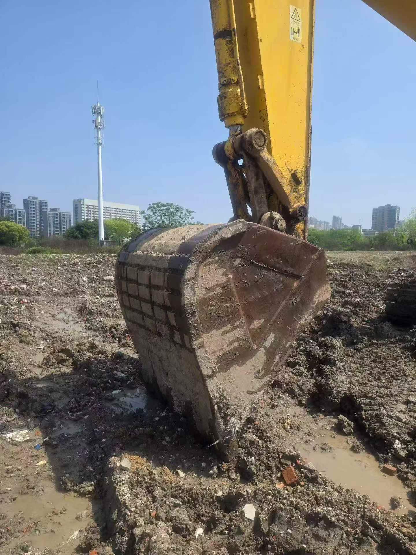 Buy Sumitomo SH360-5 Used Excavator / 2