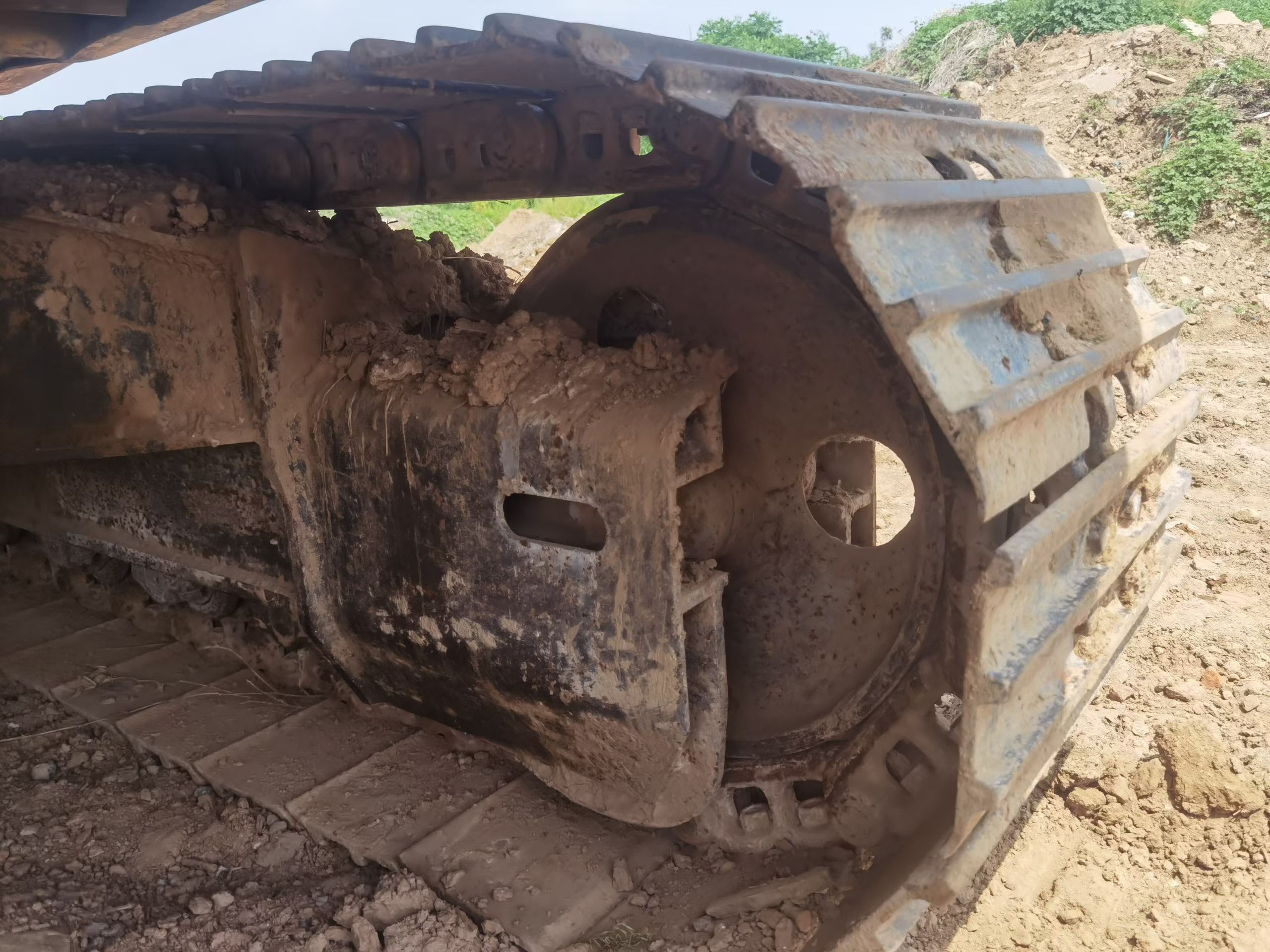 Buy Komatsu PC130-7 Used Excavator / 8