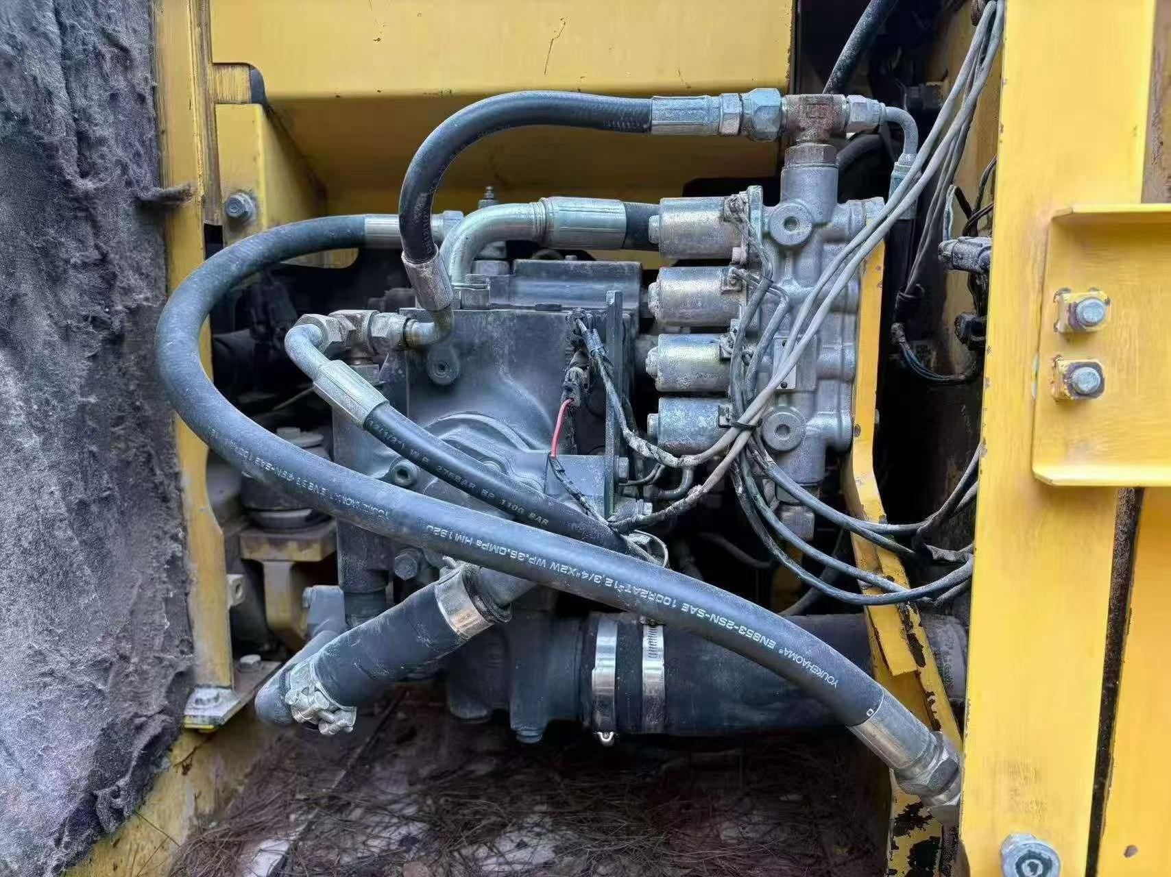 Buy Komatsu PC120 Used Excavator / 6