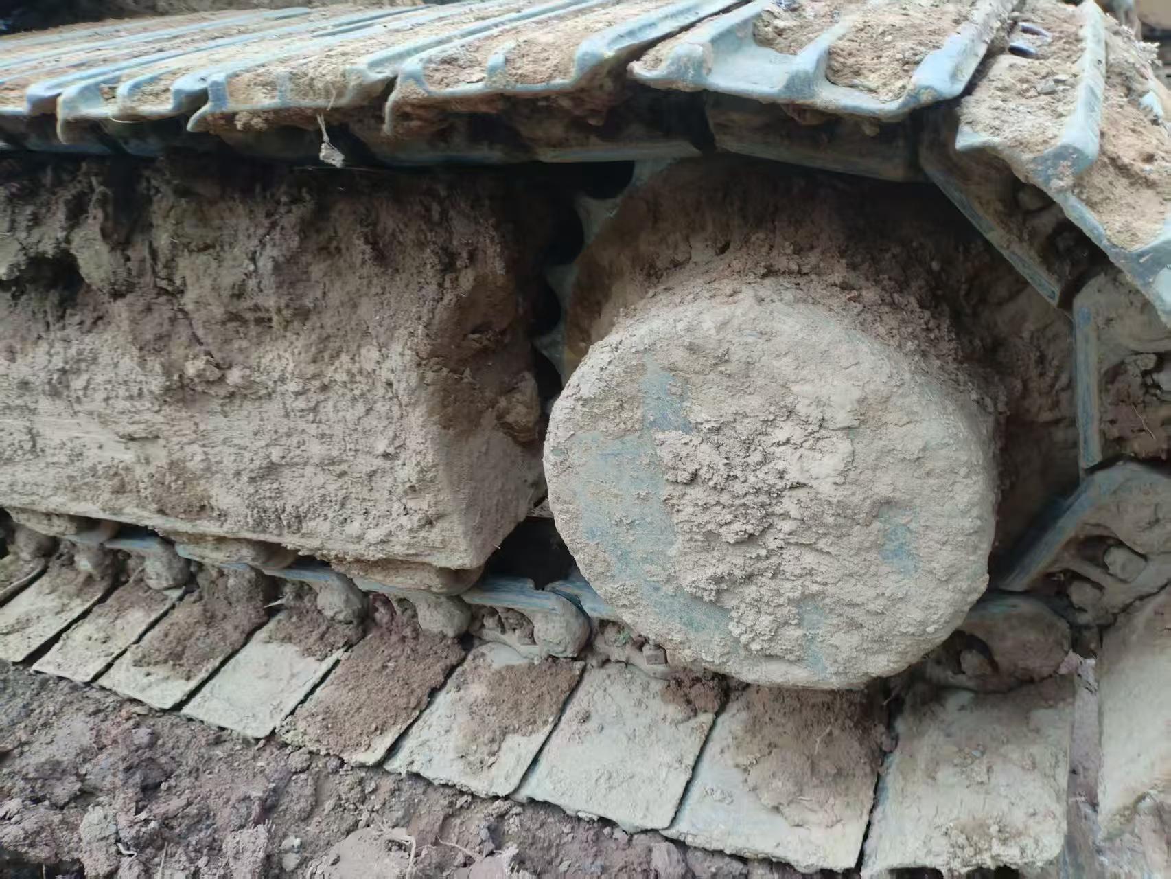 Buy Komatsu PC200-7 Used Excavator / 7