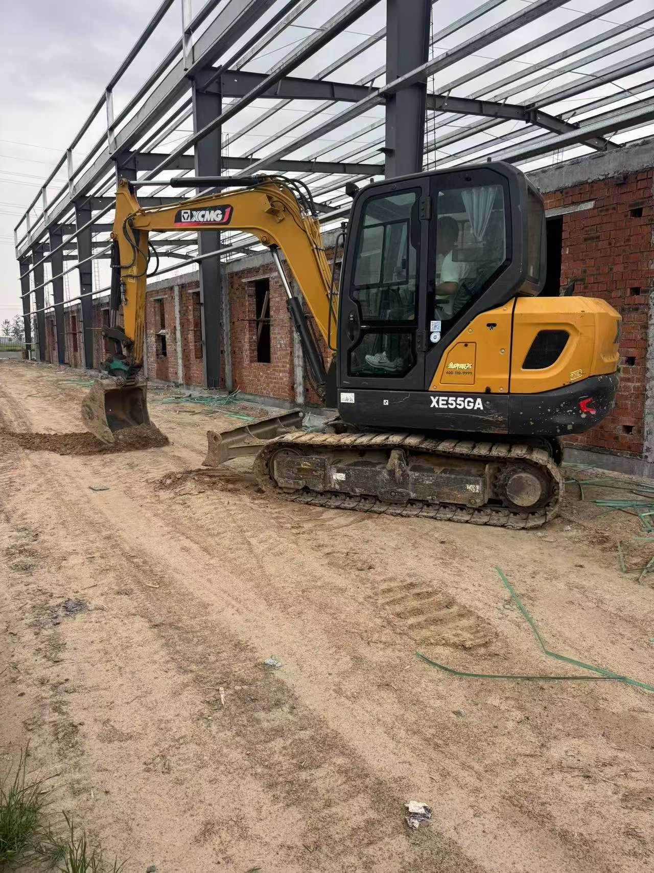 Buy XCMG XE55D Used Excavator / 2