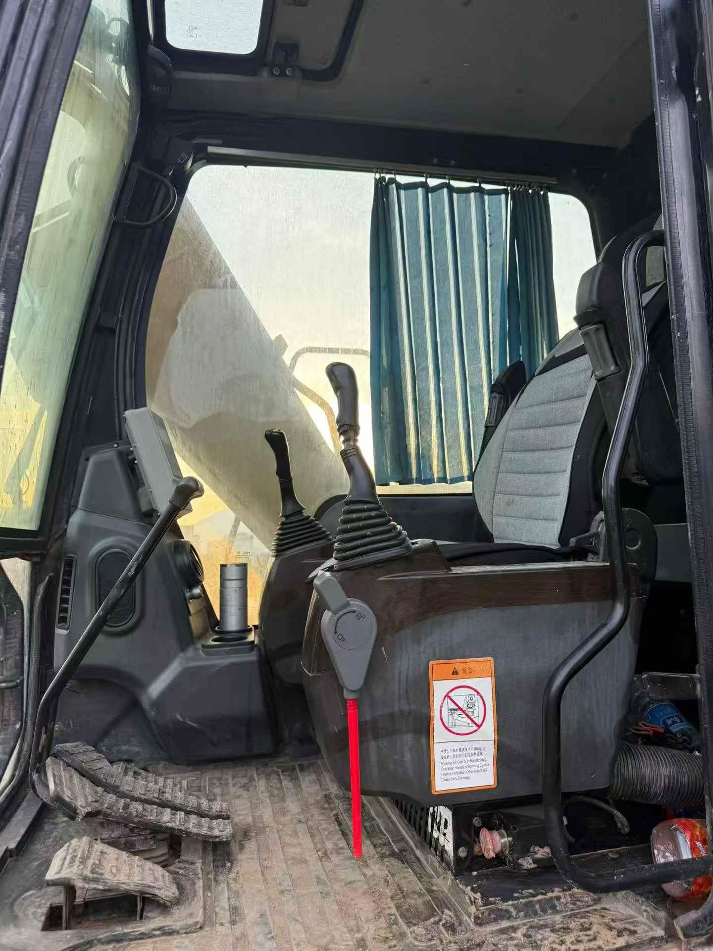 Buy Sany SY135 Used Excavator / 8