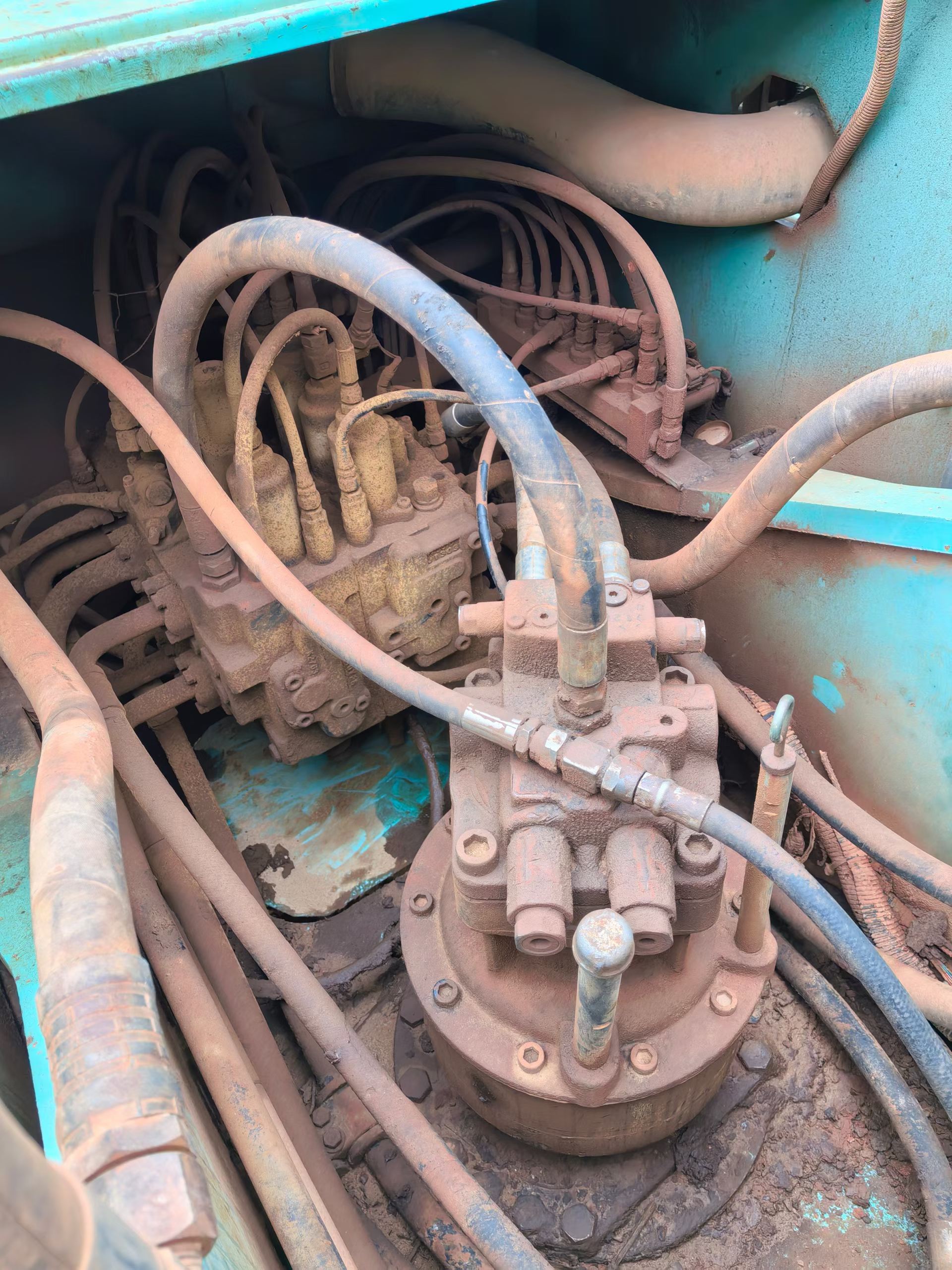 Buy Kobelco SK2008 Used Excavator / 6