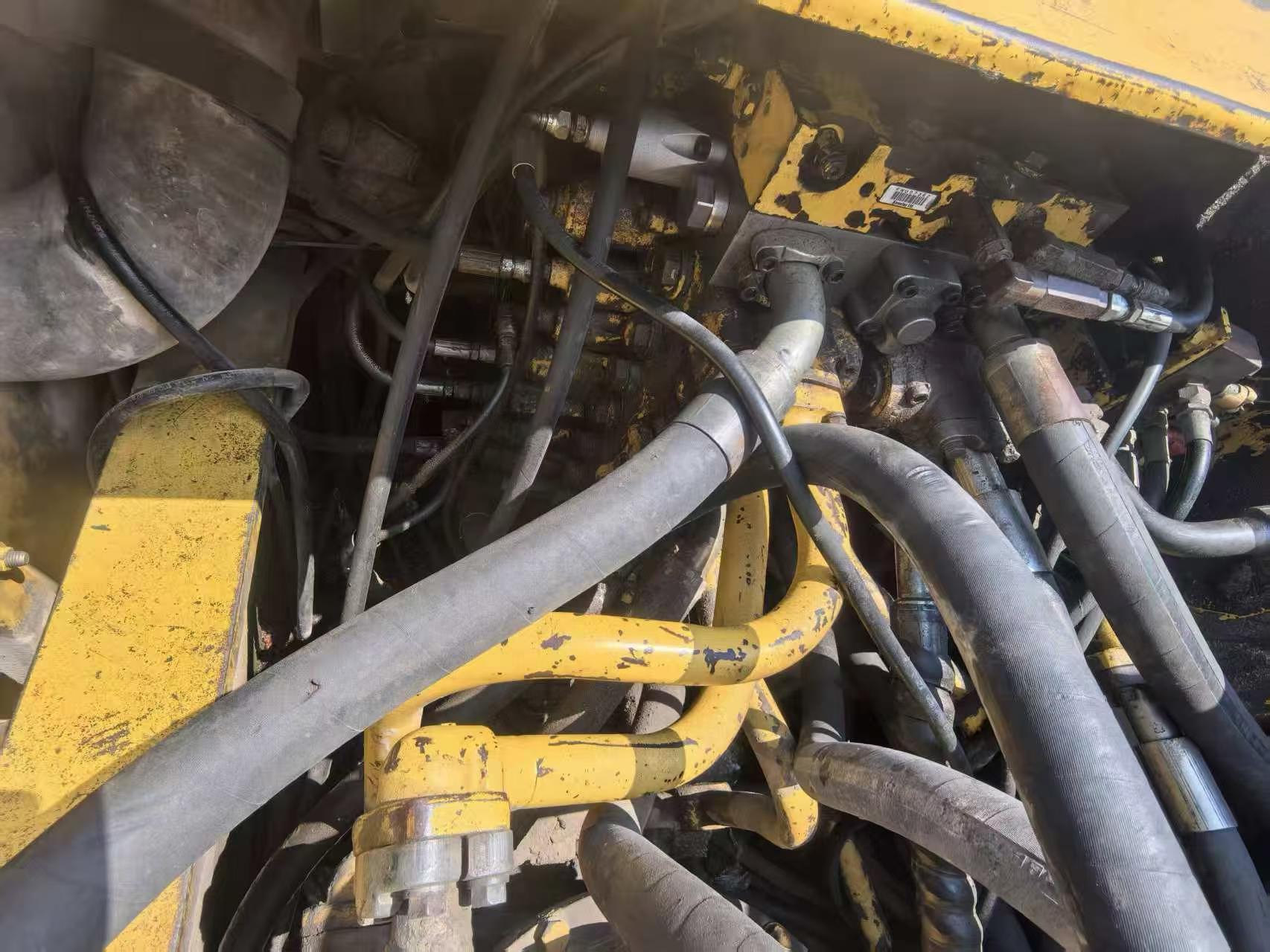 Buy Komatsu PC300 Used Excavator / 6