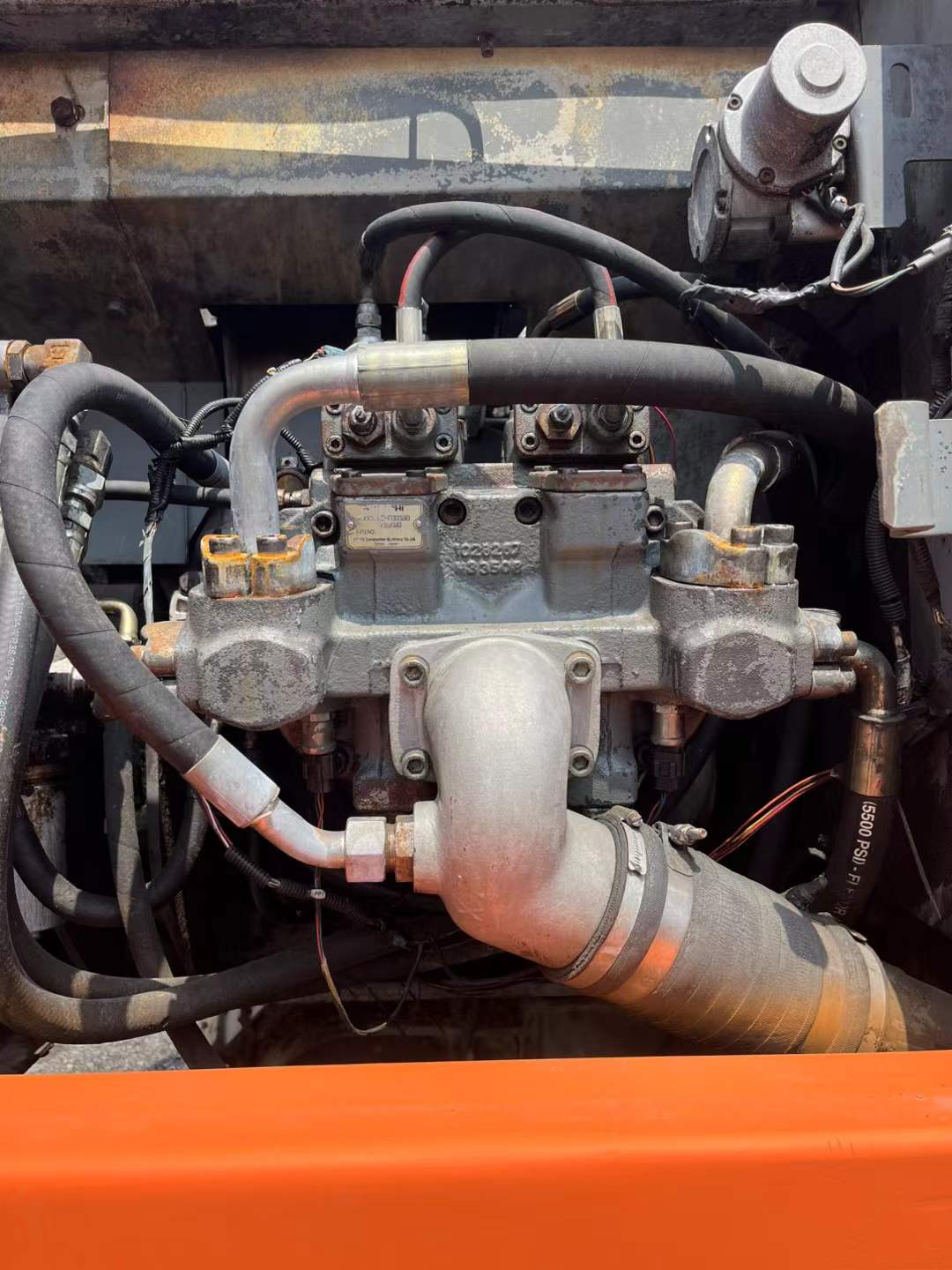 Buy Hitachi ZX200-6 Used Excavator / 5