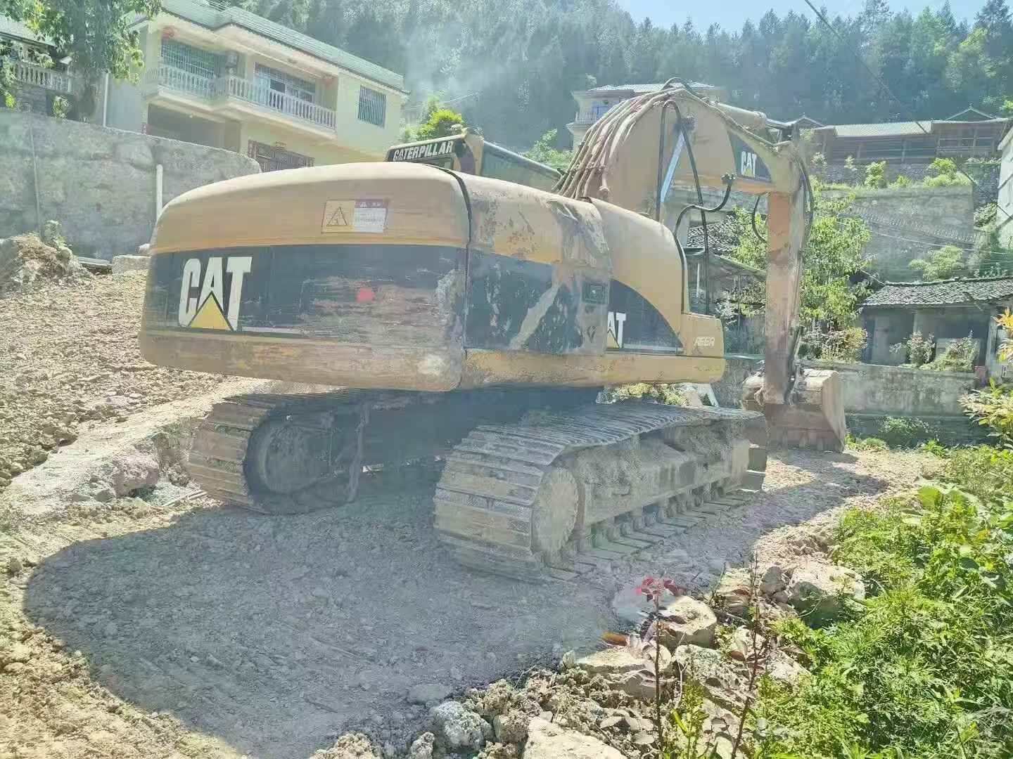 Buy Caterpillar 320C Used Excavator / 3