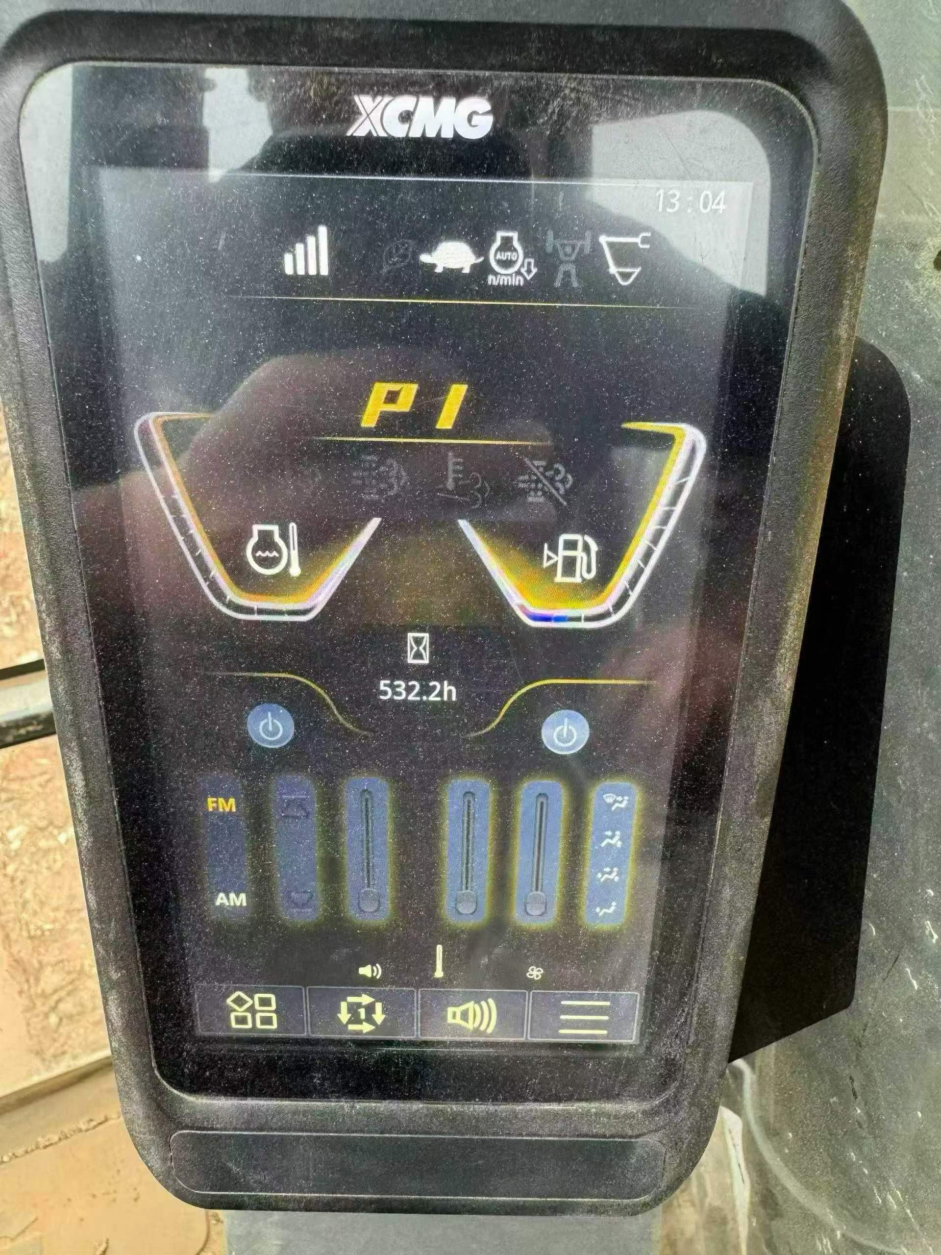 Buy XCMG XE135GA Used Excavator / 6