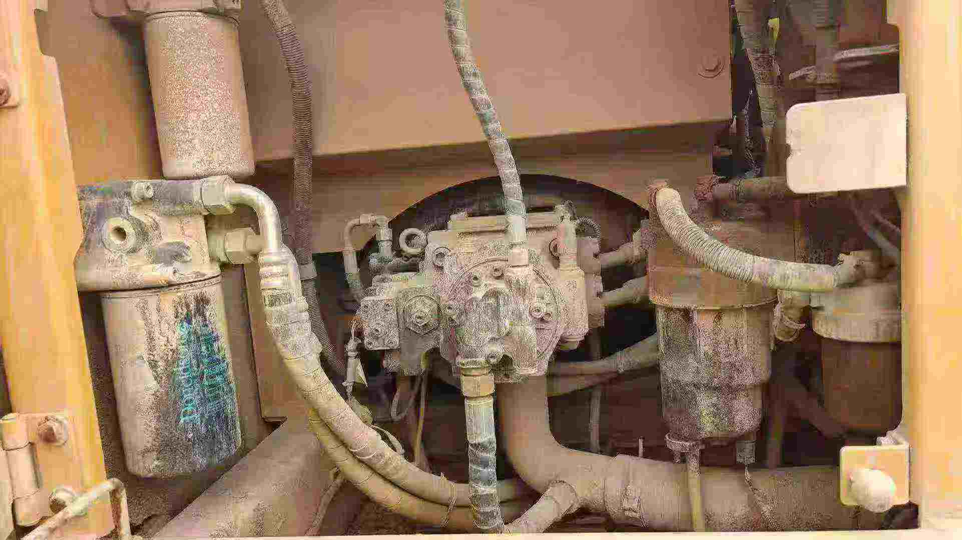 Buy Sany SY135 Used Excavator / 3