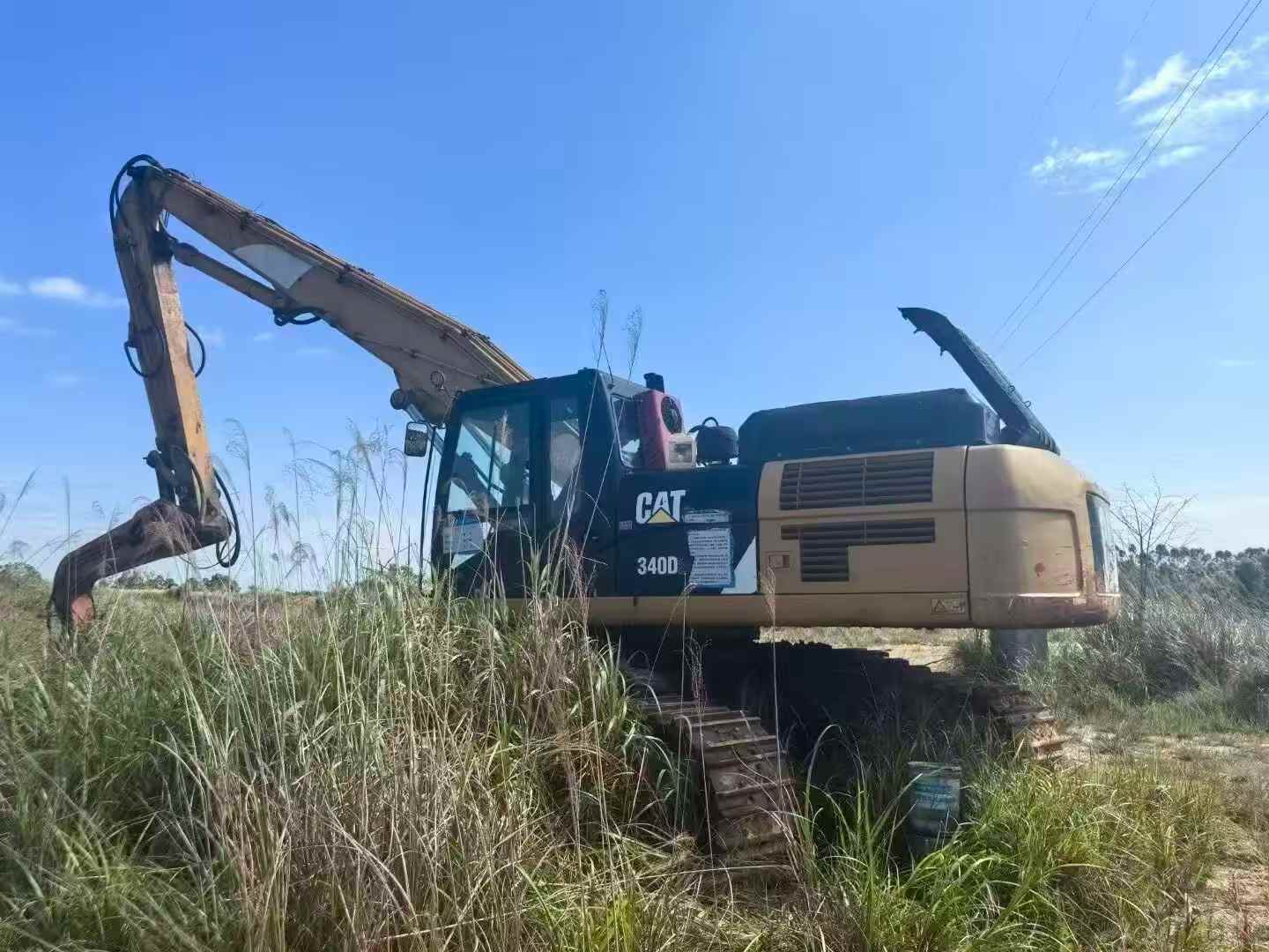 Buy Caterpillar 340D2L Used Excavator / 3