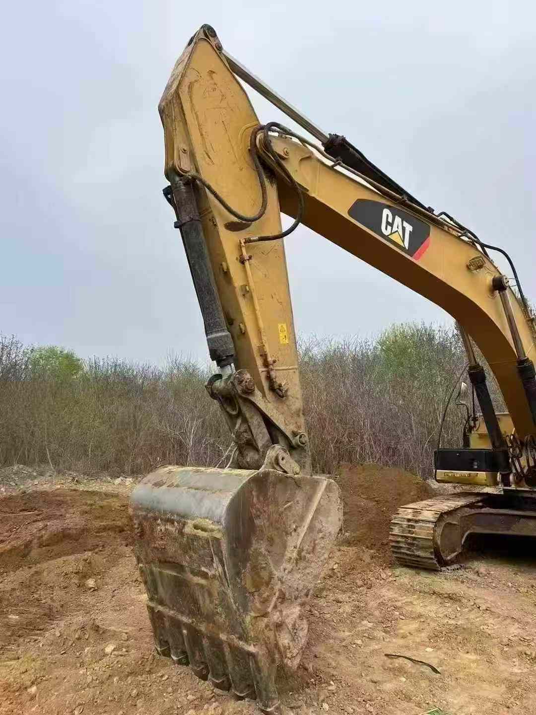 Buy Caterpillar 324D Used Excavator / 9