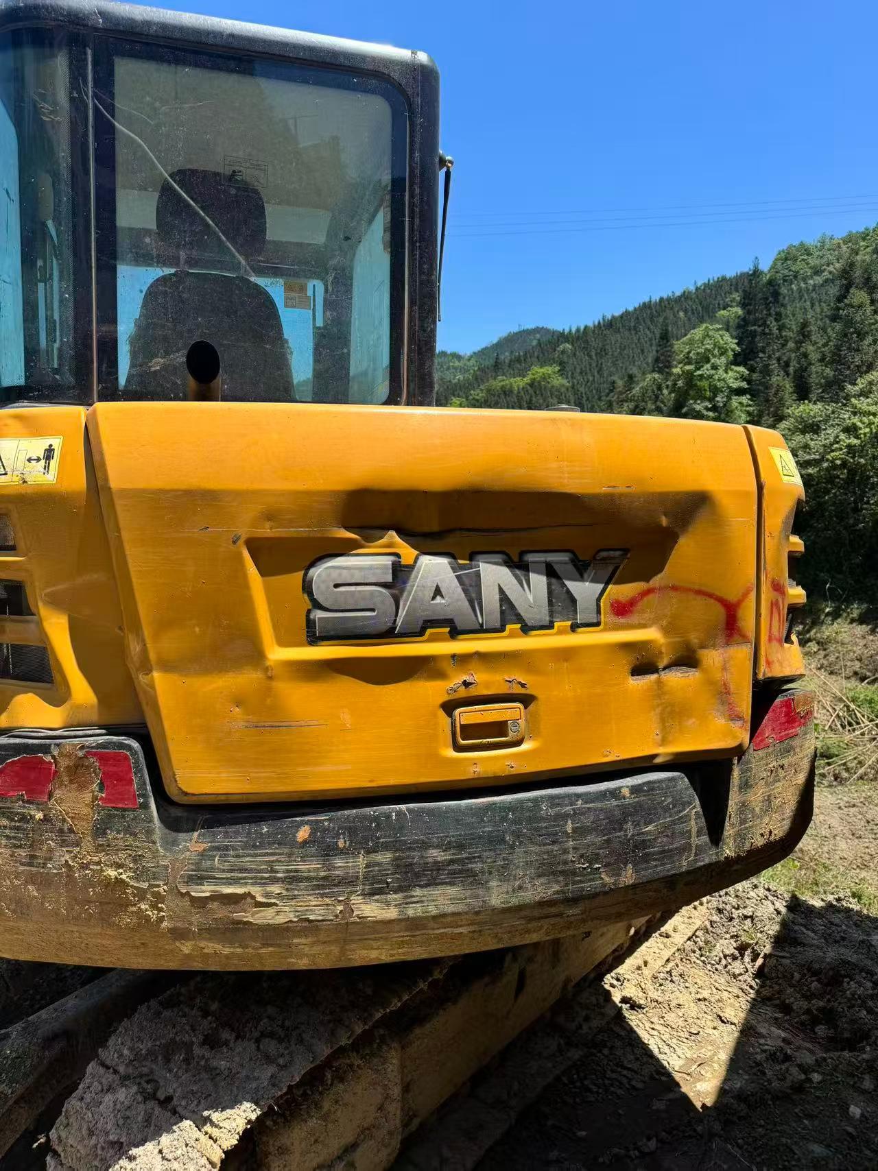 Buy Sany SY60 Used Excavator / 2