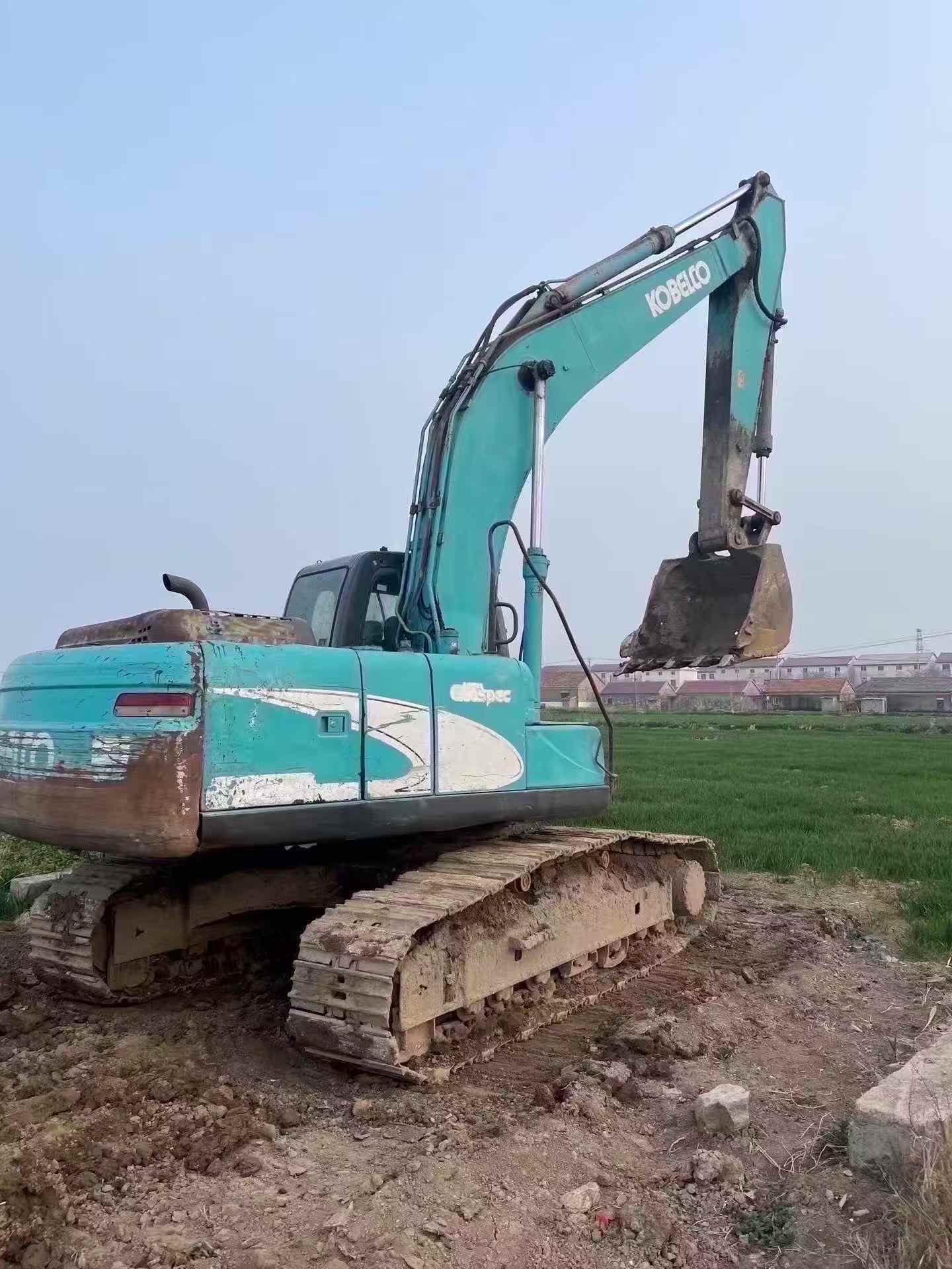 Buy Kobelco SK200-8 Used Excavator / 2