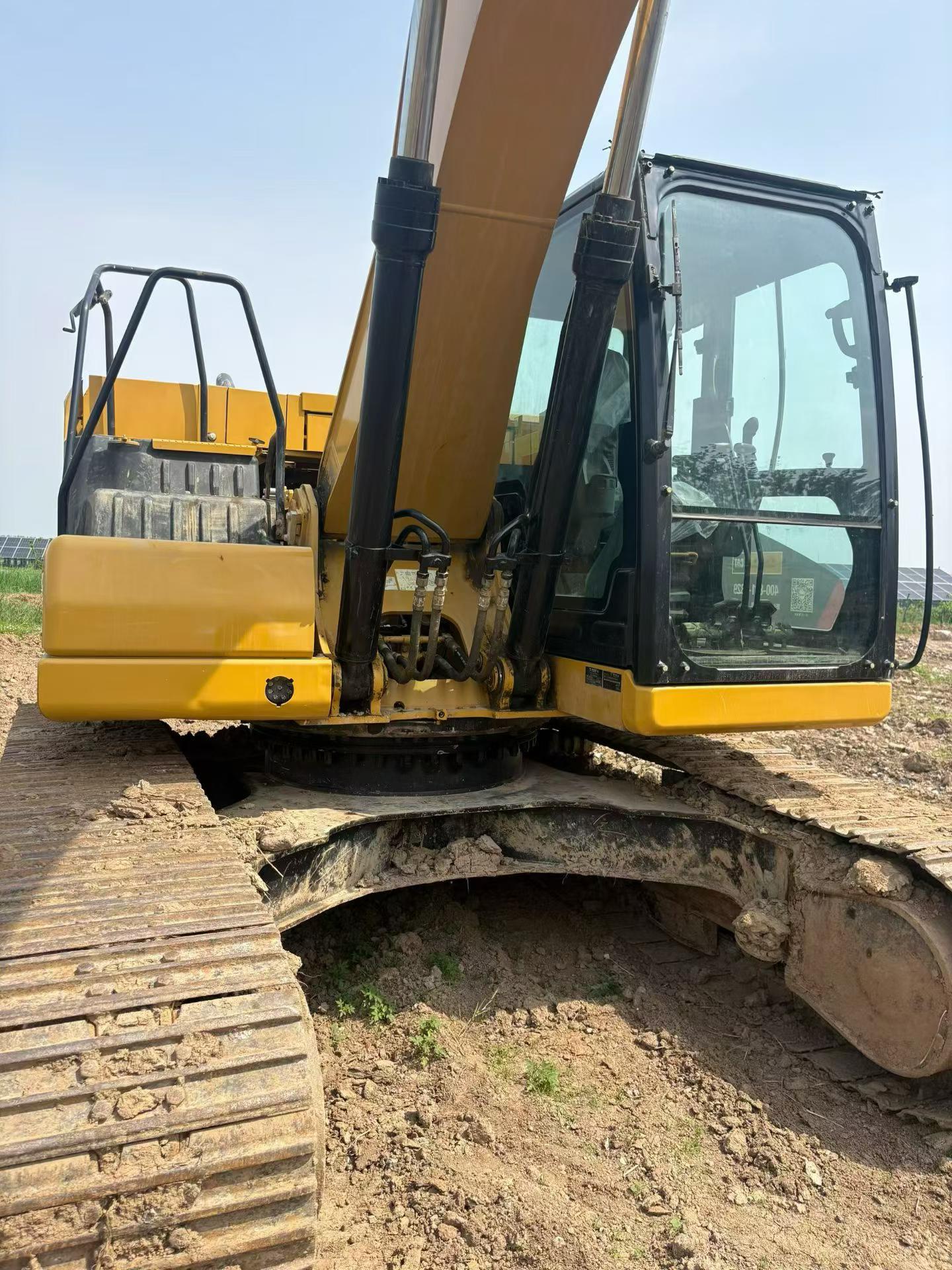 Buy Caterpillar 320A Used Excavator / 4