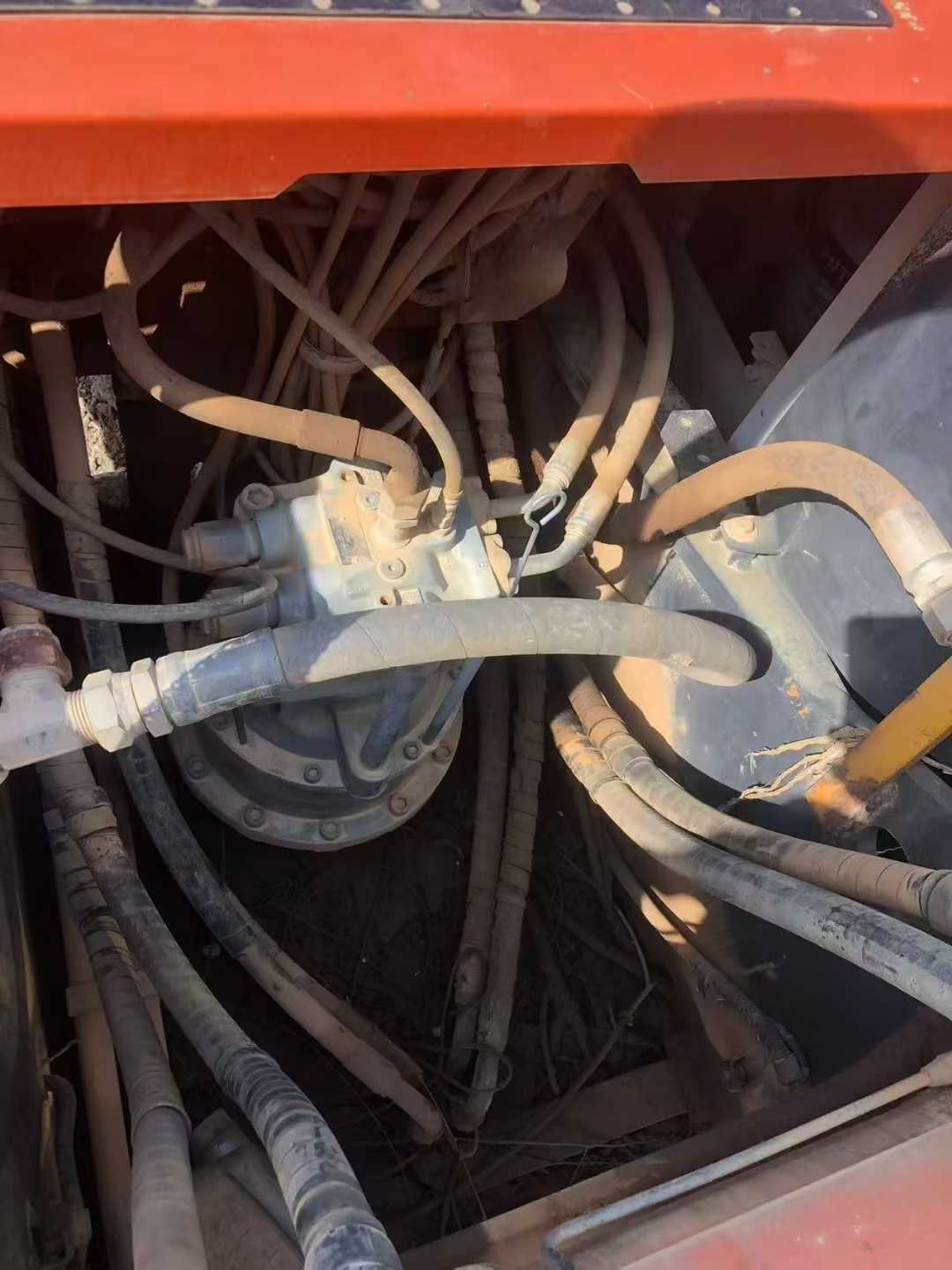 Buy Hitachi ZH200-5A Used Excavator / 6