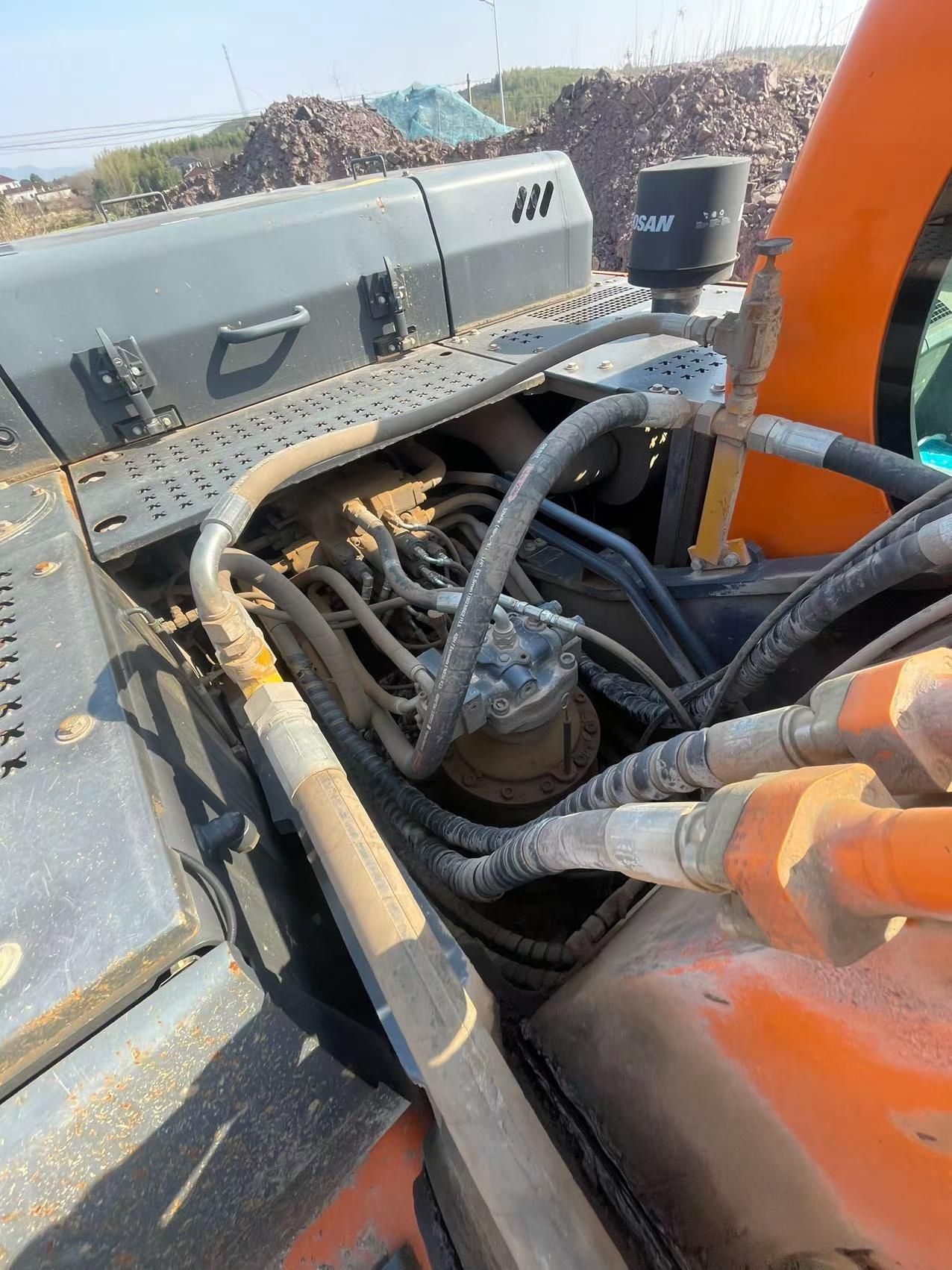 Buy Doosan S300 Used Excavator / 5