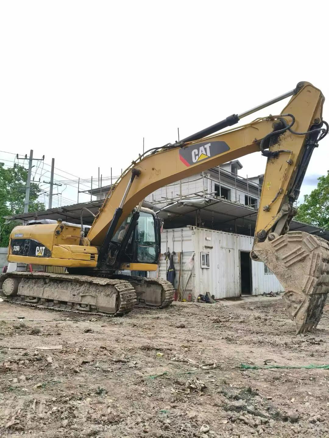Buy Caterpillar 320A Used Excavator / 2