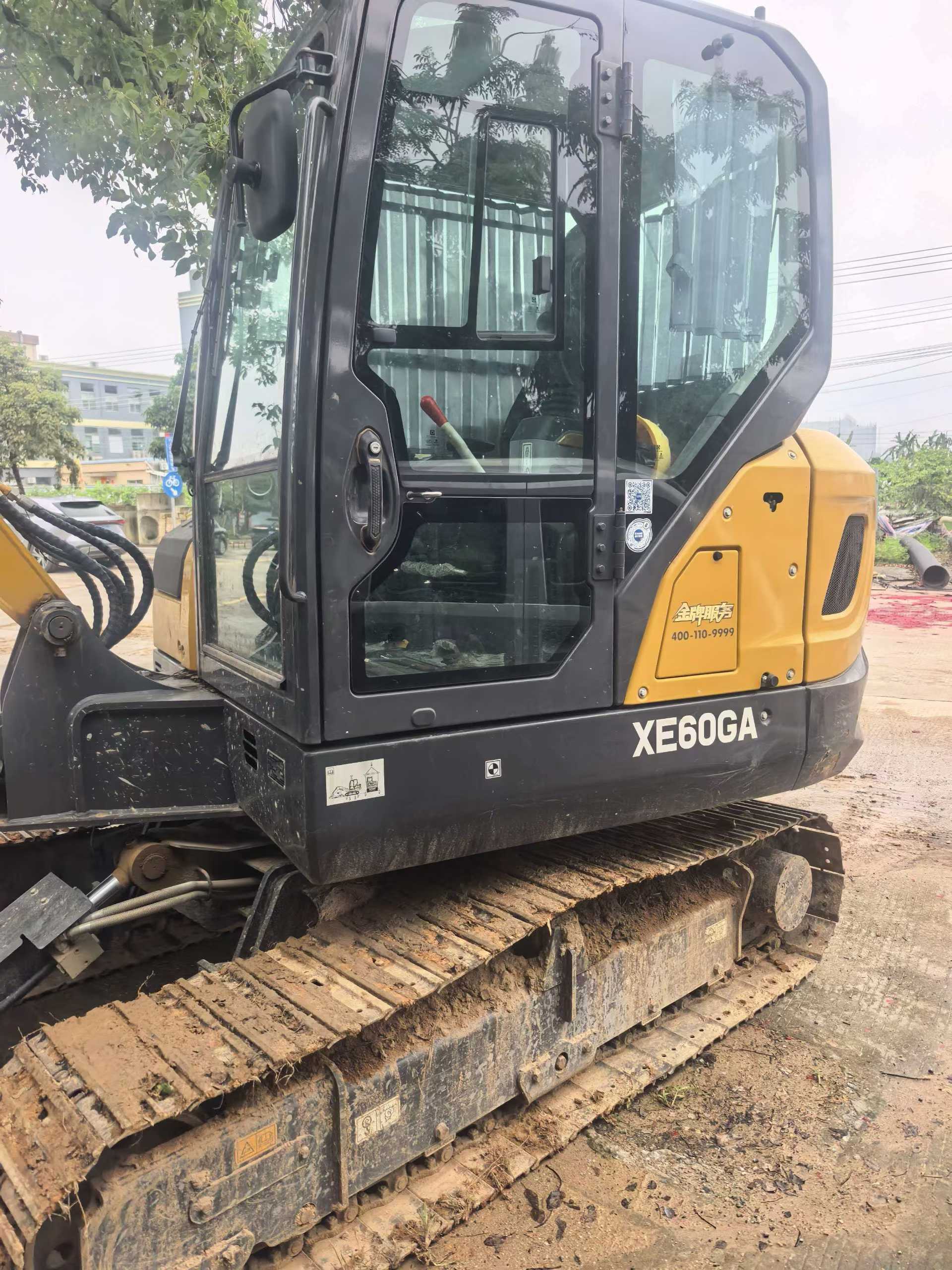 Buy XCMG XE60 Used Excavator / 2