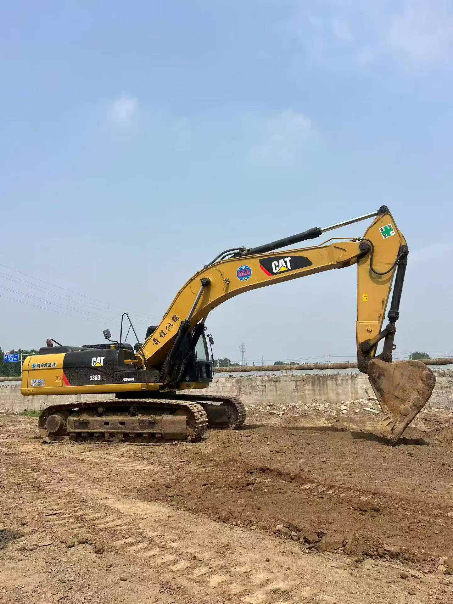 Buy Caterpillar 336E Used Excavator / 4