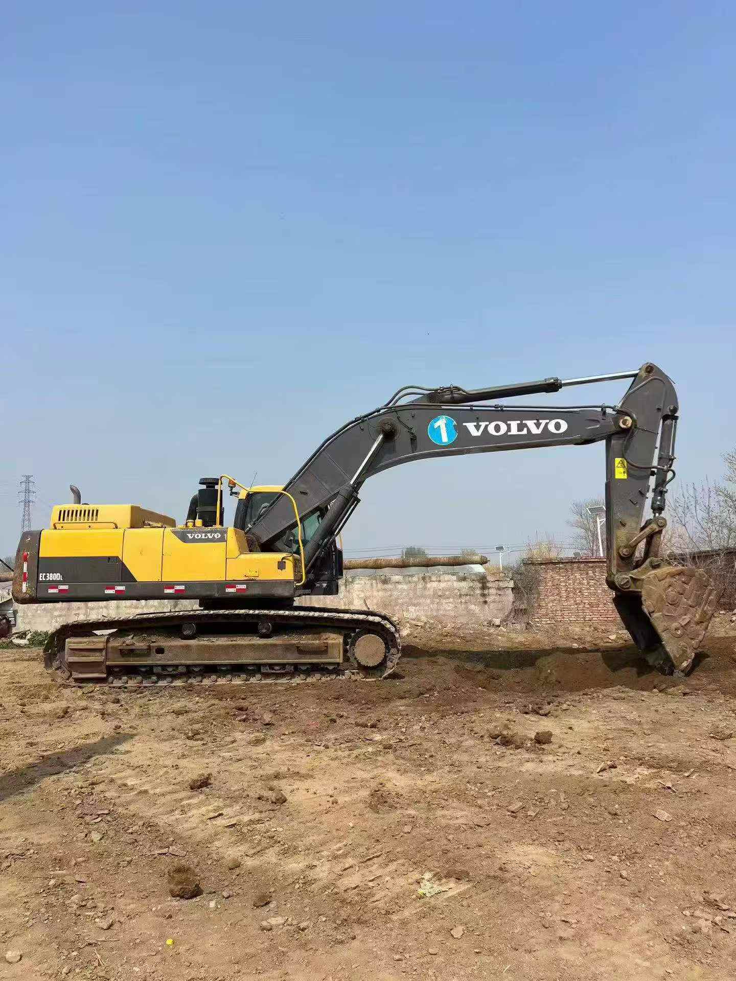 Buy Volvo EC380DL Used Excavator / 2