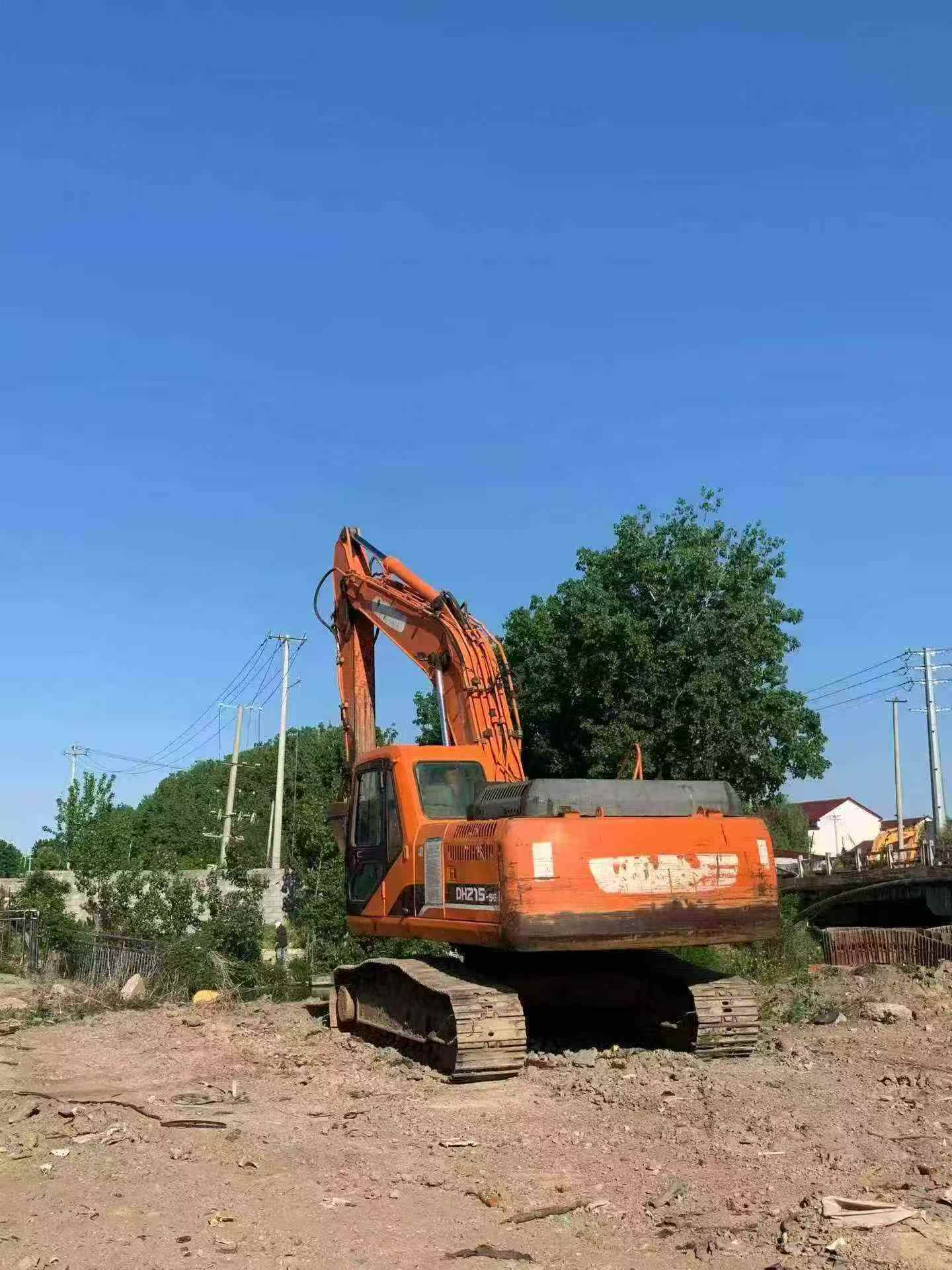 Buy Doosan DH215-9 Used Excavator / 8