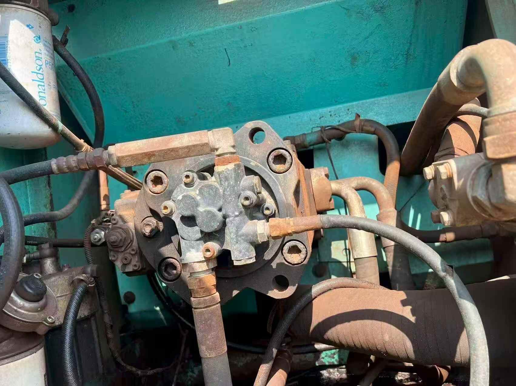 Buy Kobelco SK200-8 Used Excavator / 5