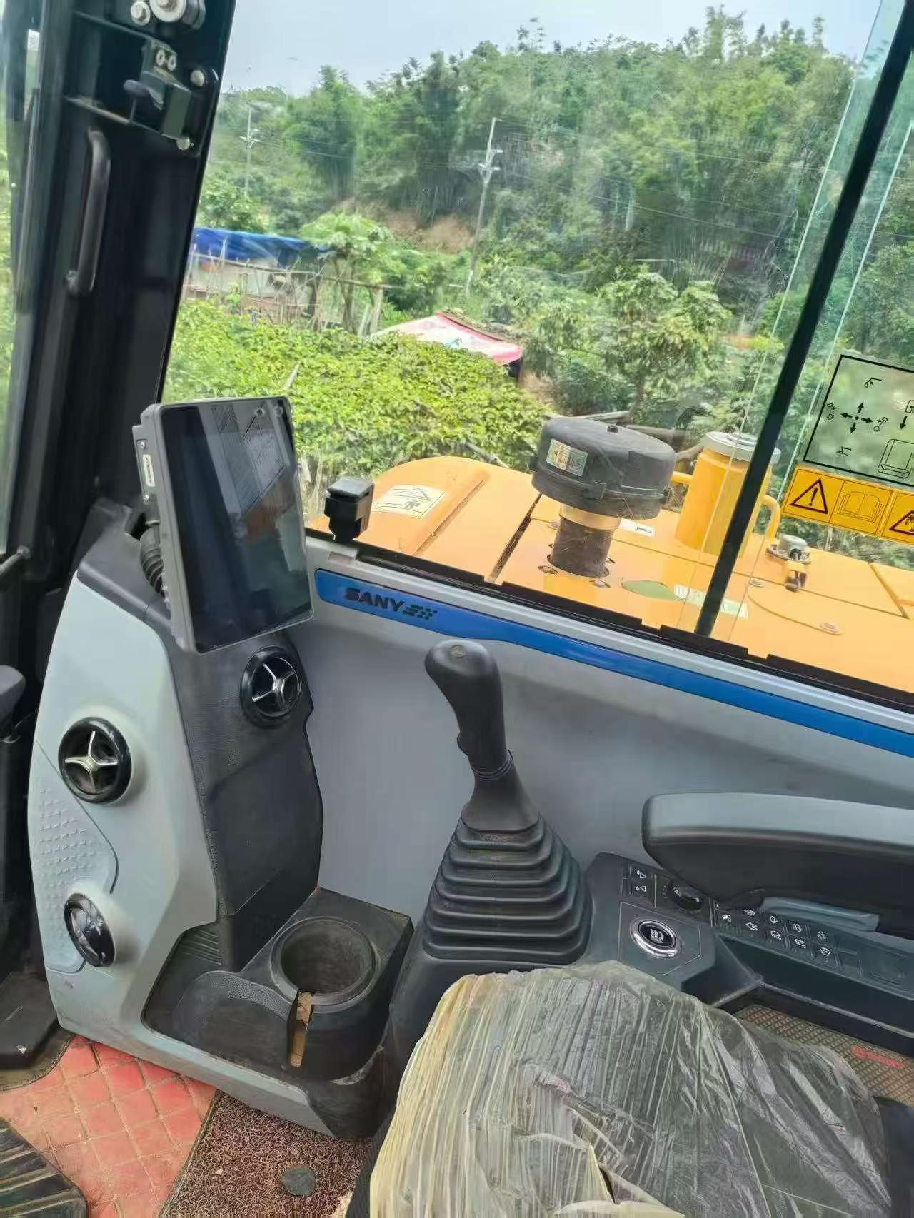 Buy Sany SY60 Used Excavator / 3