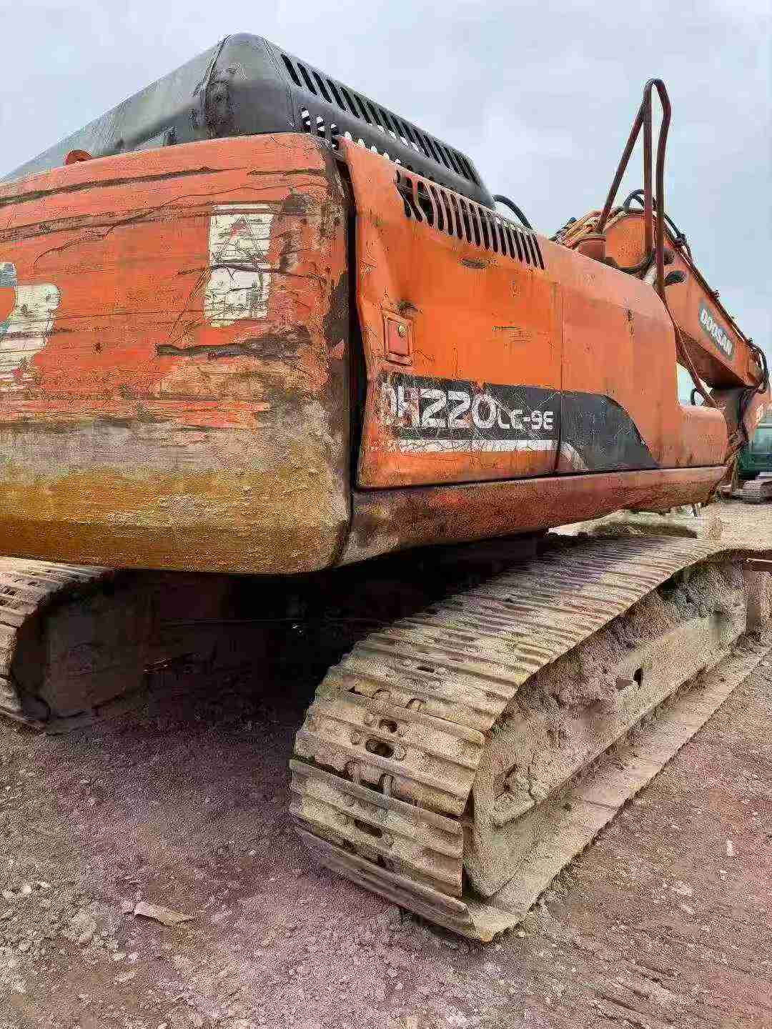 Buy Doosan DH220-3 Used Excavator / 4