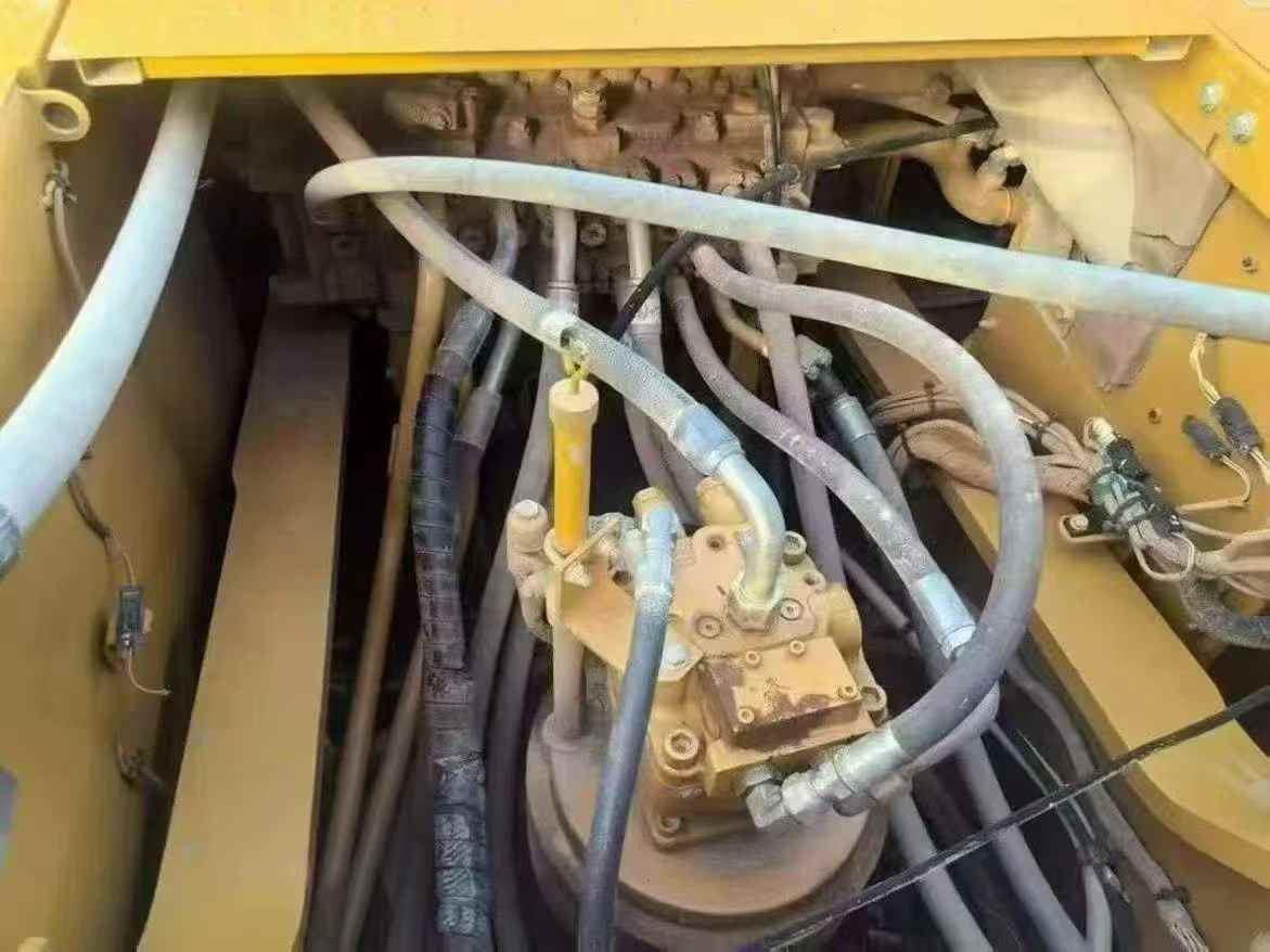 Buy Caterpillar 336E Used Excavator / 4