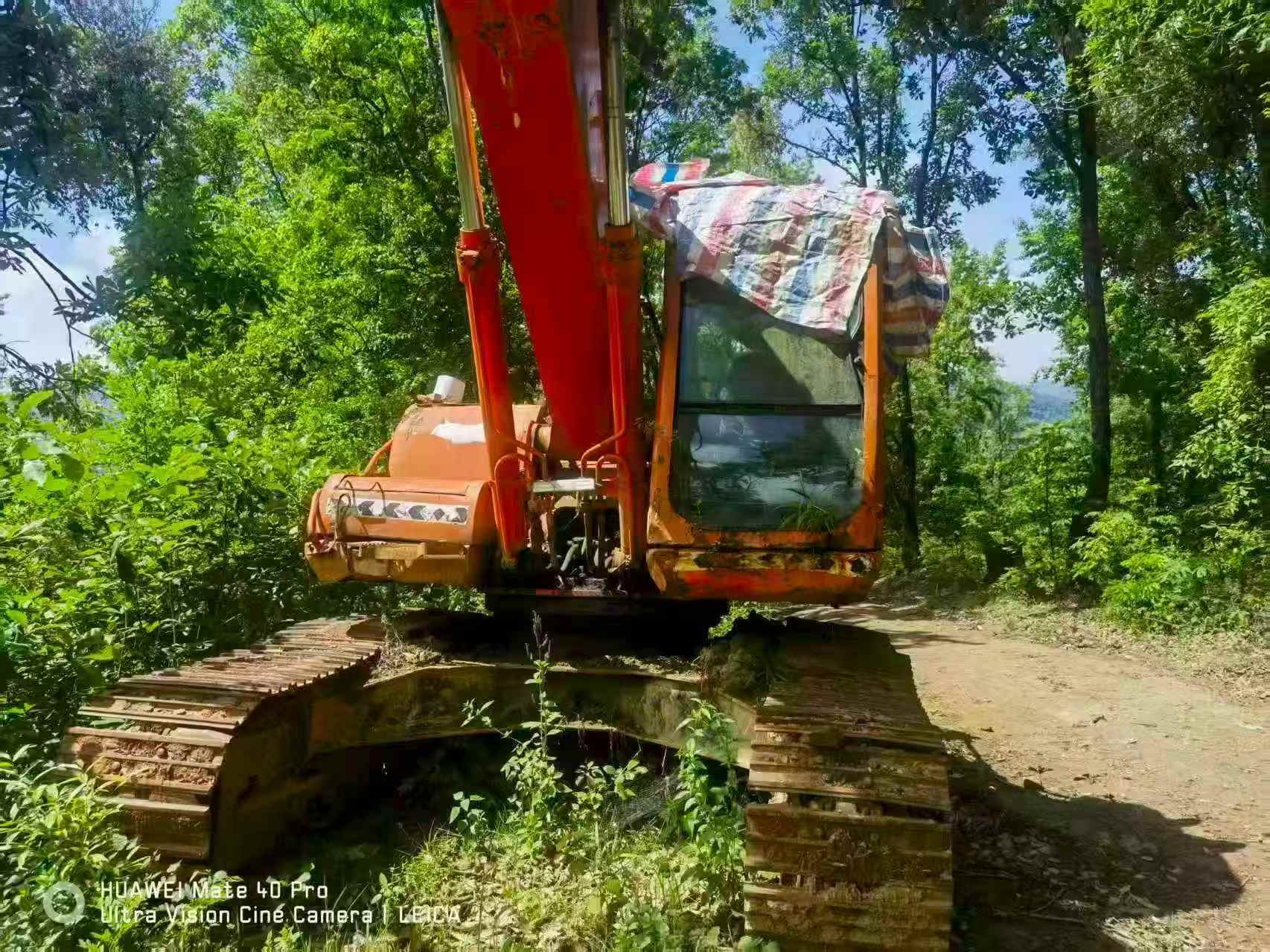 Buy Doosan DH220-7 Used Excavator / 3