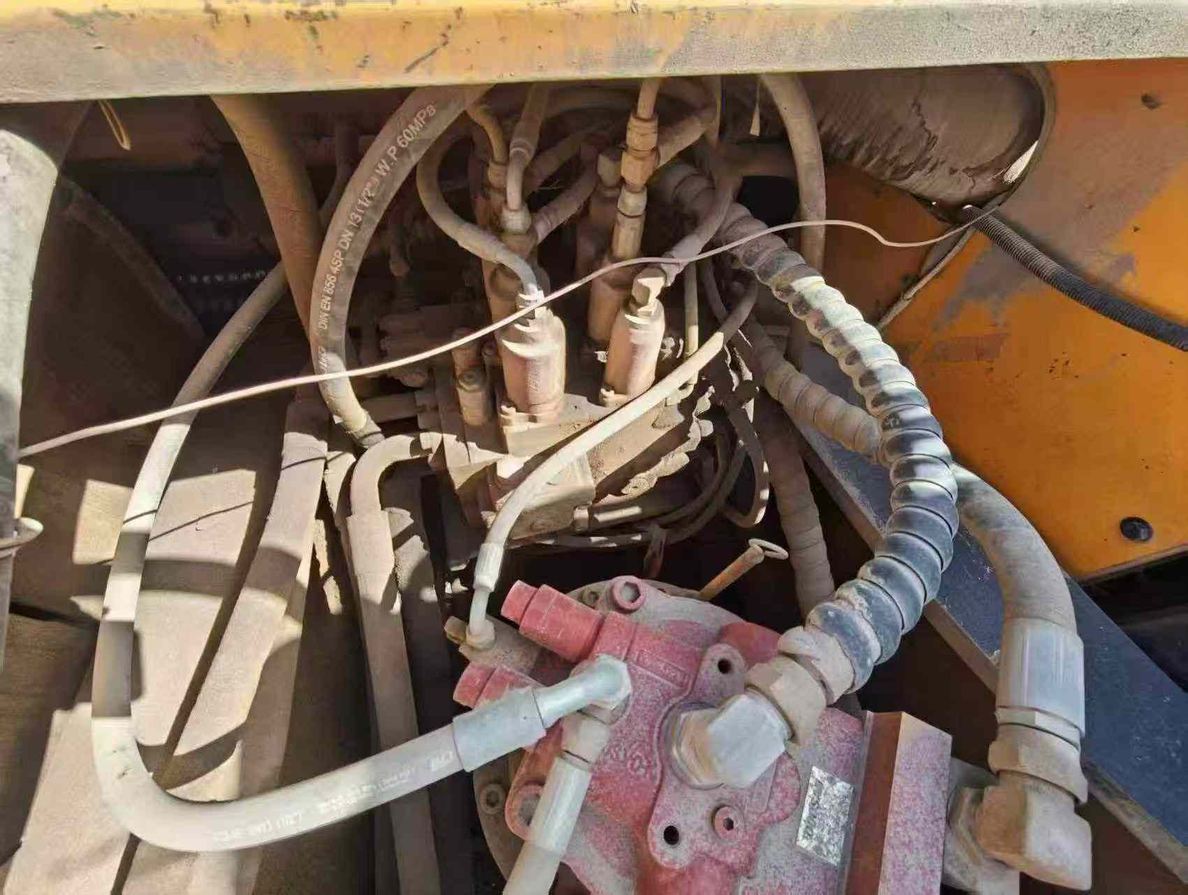 Buy Hyundai R335-7 Used Excavator / 3