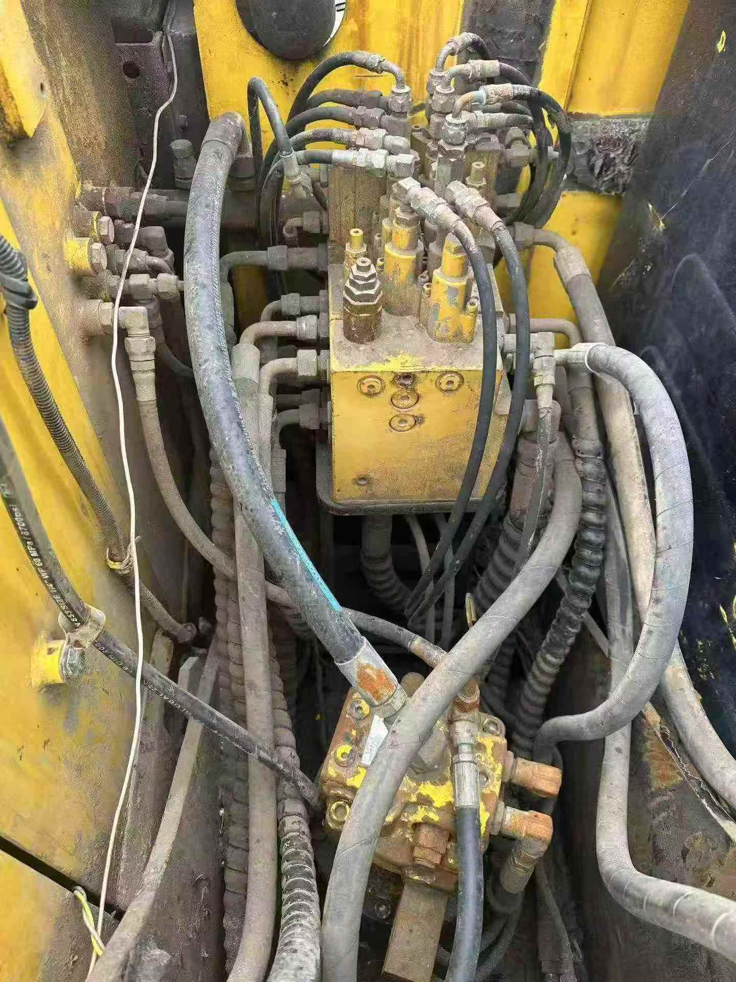 Buy Hyundai R80G Used Excavator / 4