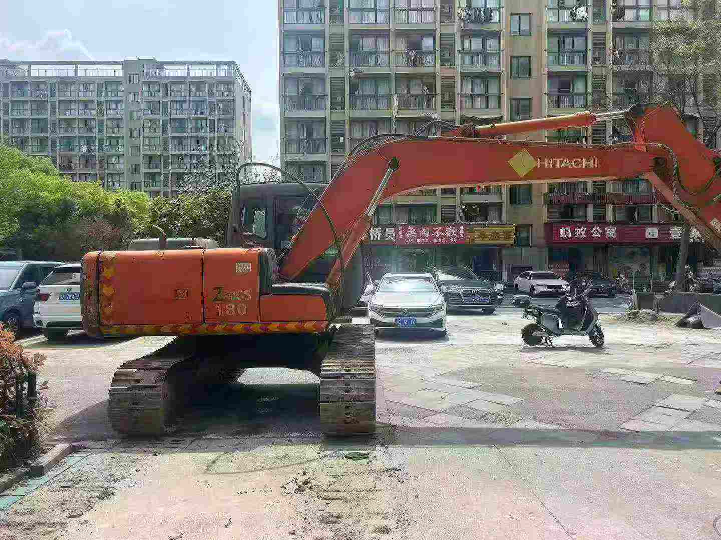 Buy Hitachi EX120-6 Used Excavator / 4