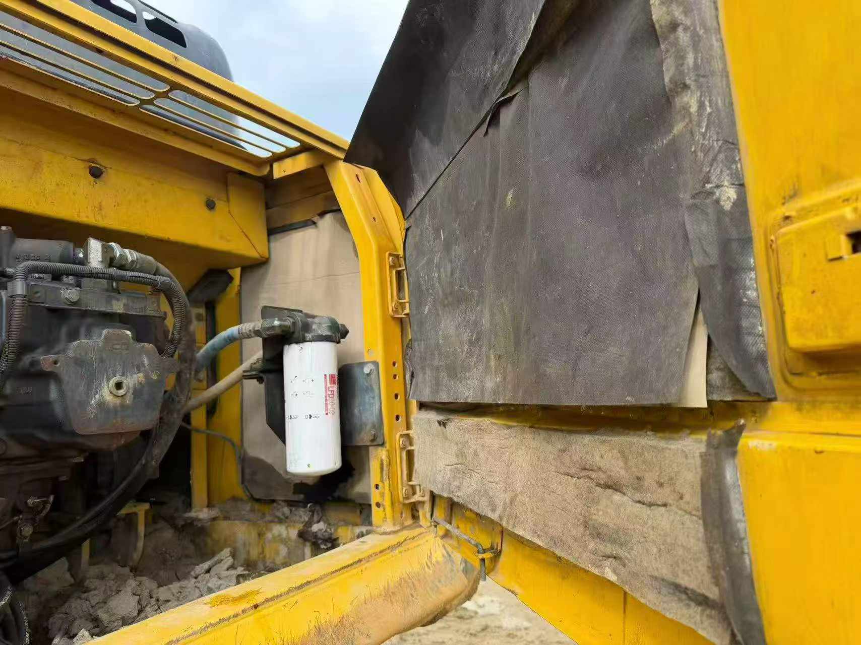 Buy Komatsu PC350-10 Used Excavator / 4