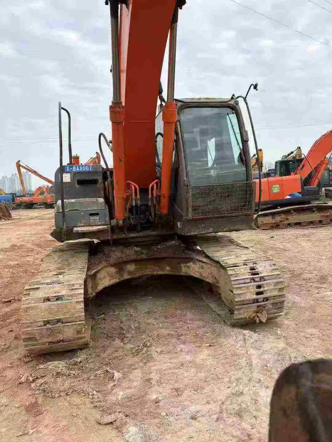 Buy Hitachi EX210 Used Excavator / 9