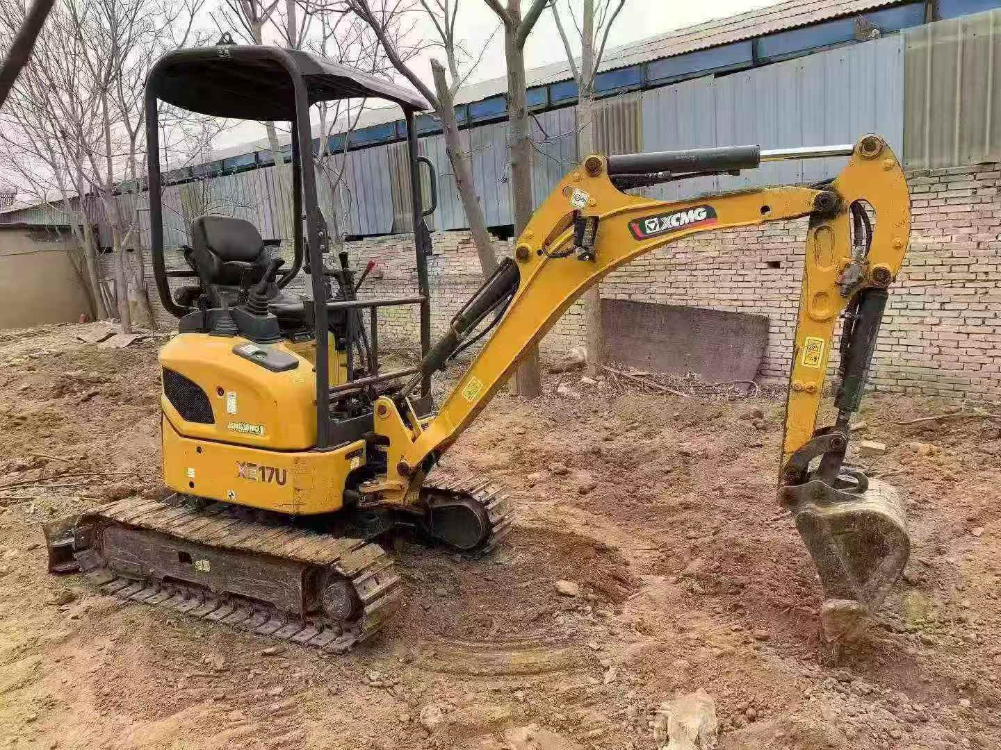 Buy XCMG XE17U Used Excavator / 3