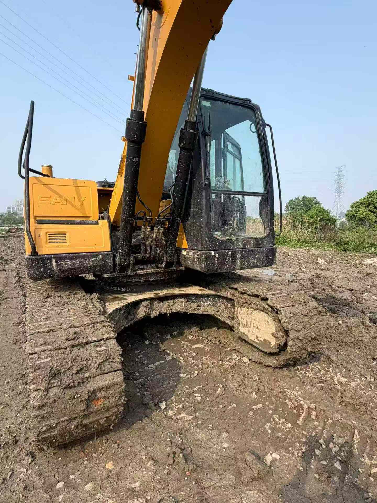 Buy Sany SY135 Used Excavator / 2
