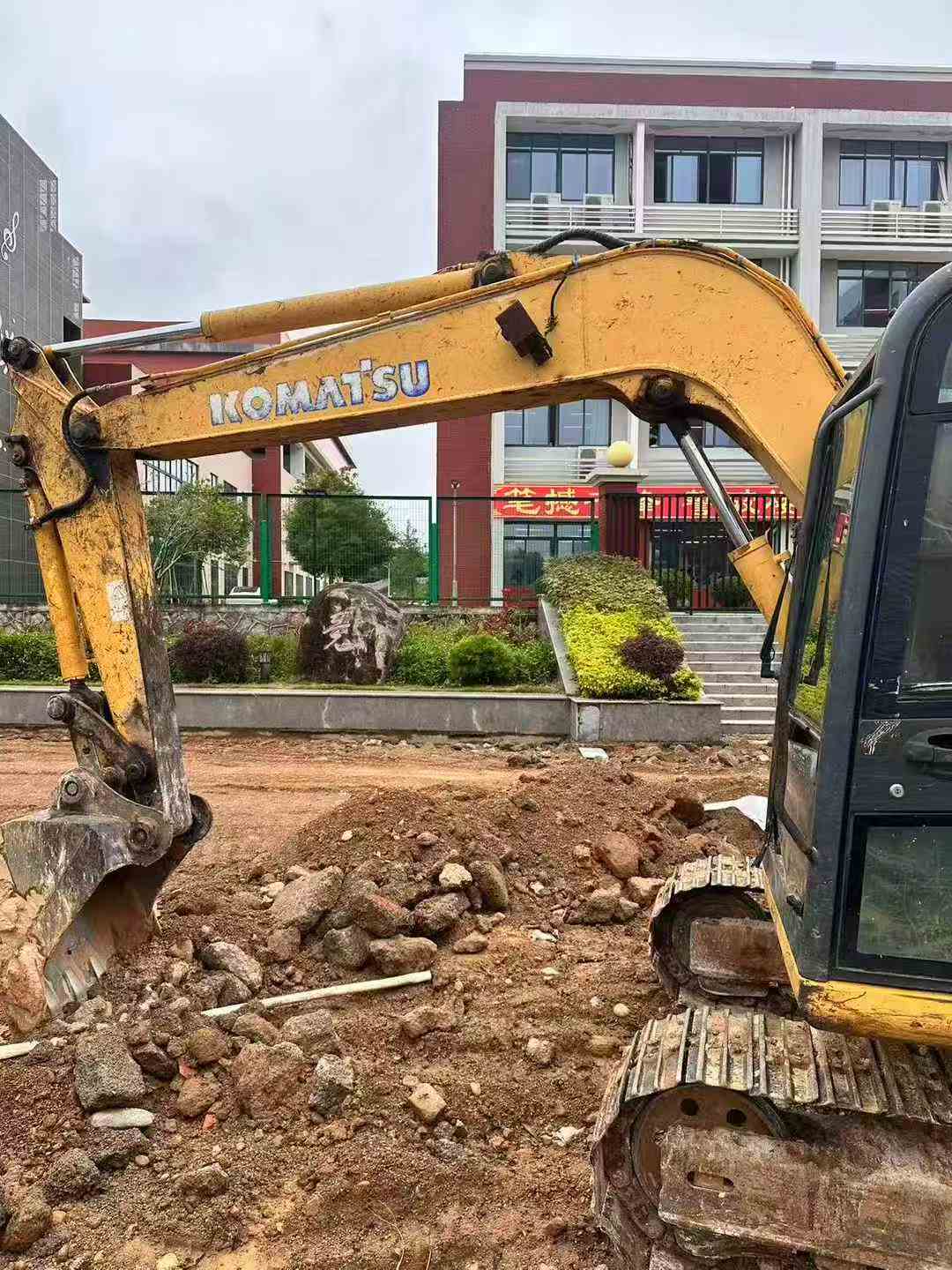 Buy Komatsu PC70-8 Used Excavator / 2