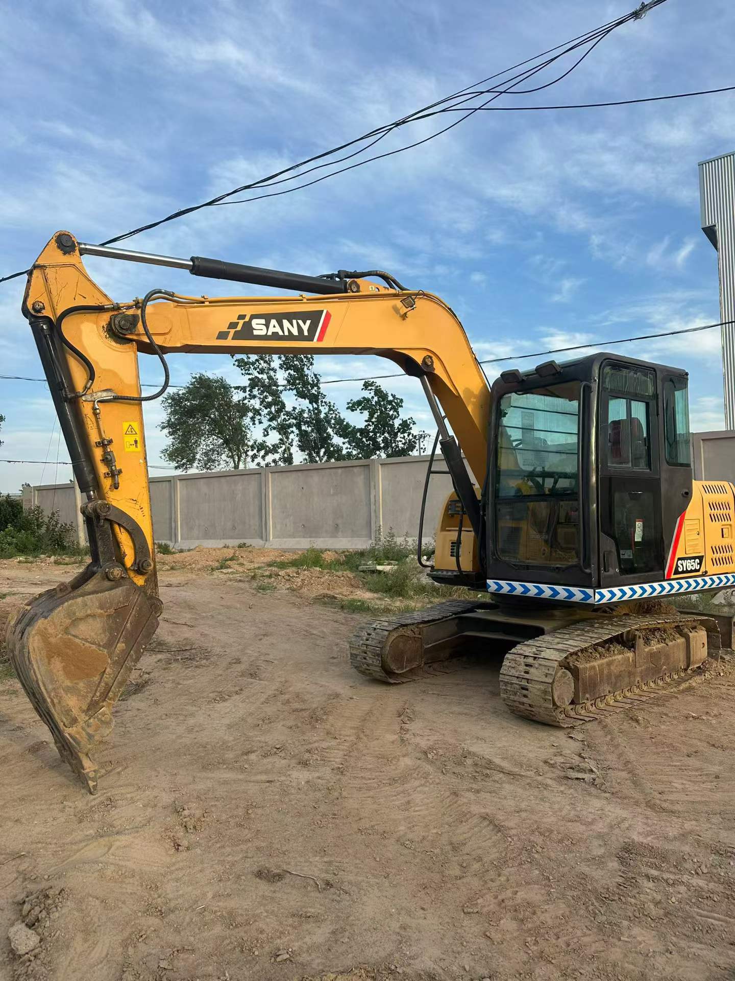 Buy Sany SY65C Used Excavator / 3