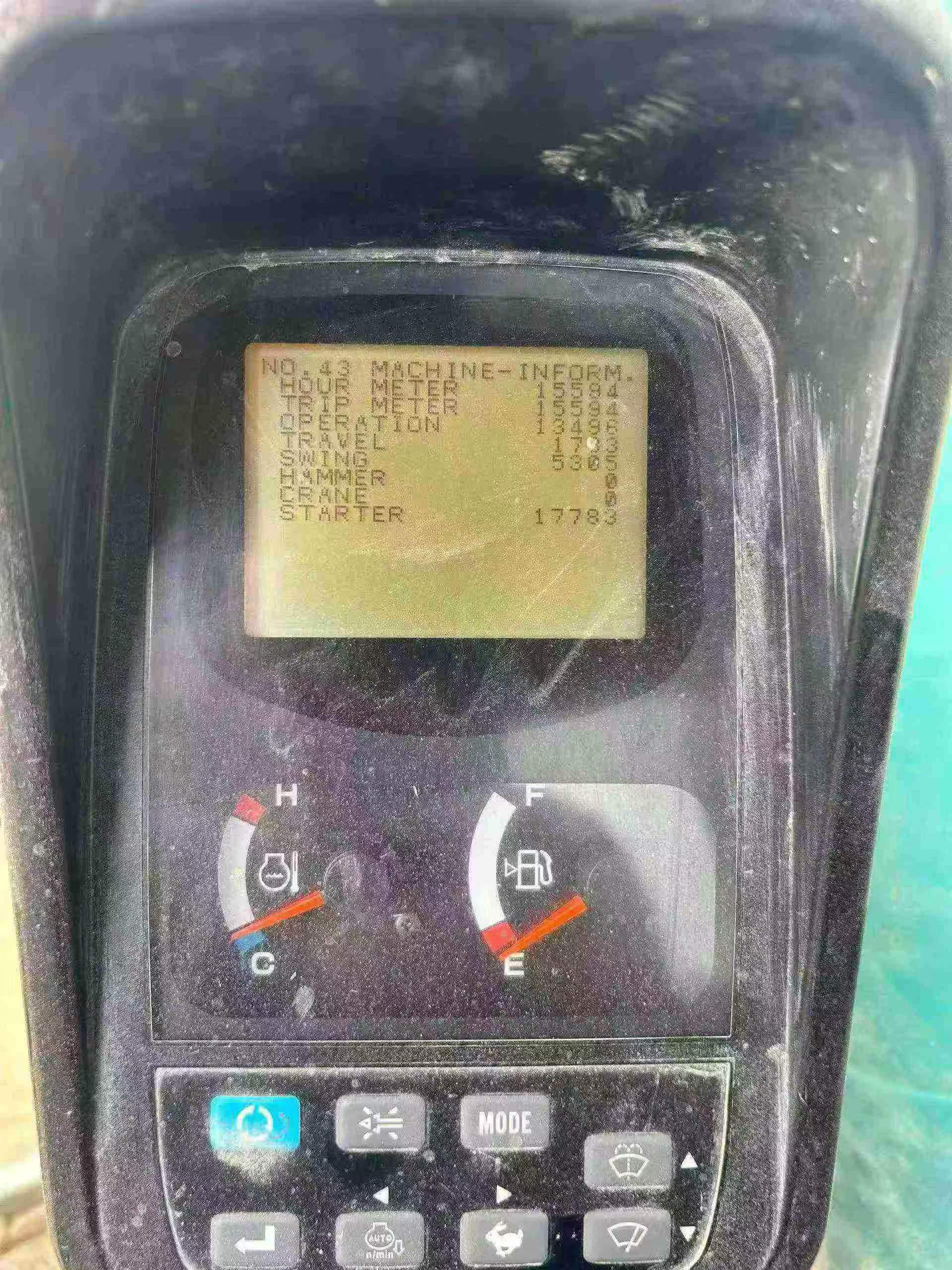 Buy Kobelco SK200 Used Excavator / 4