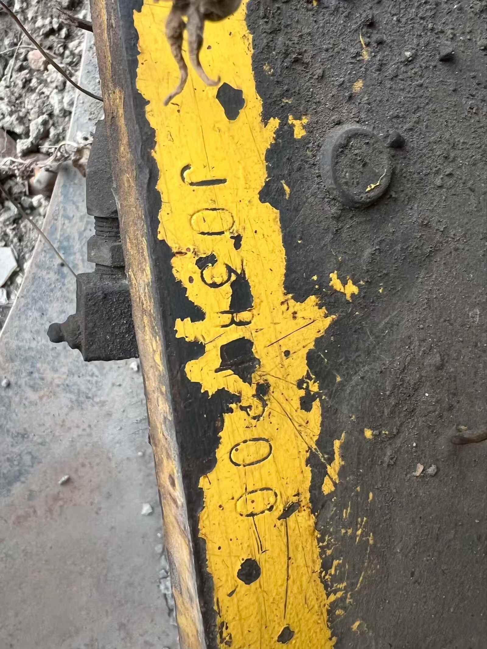 Buy Komatsu PC210-7 Used Excavator / 2
