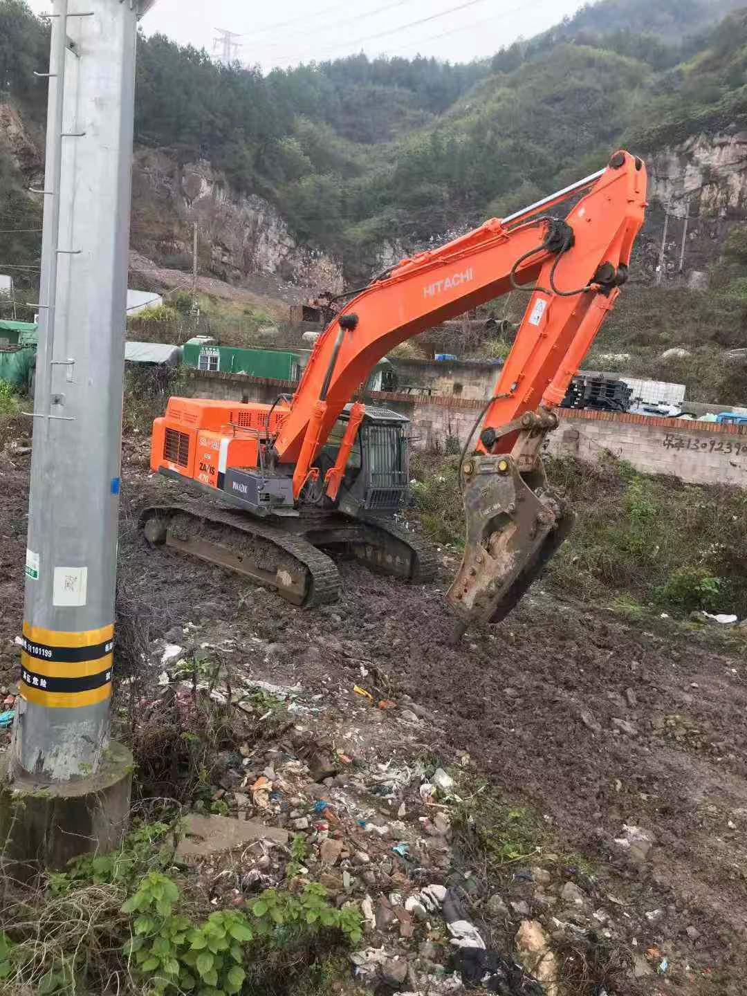 Buy Hitachi ZX470H-3 Used Excavator / 4