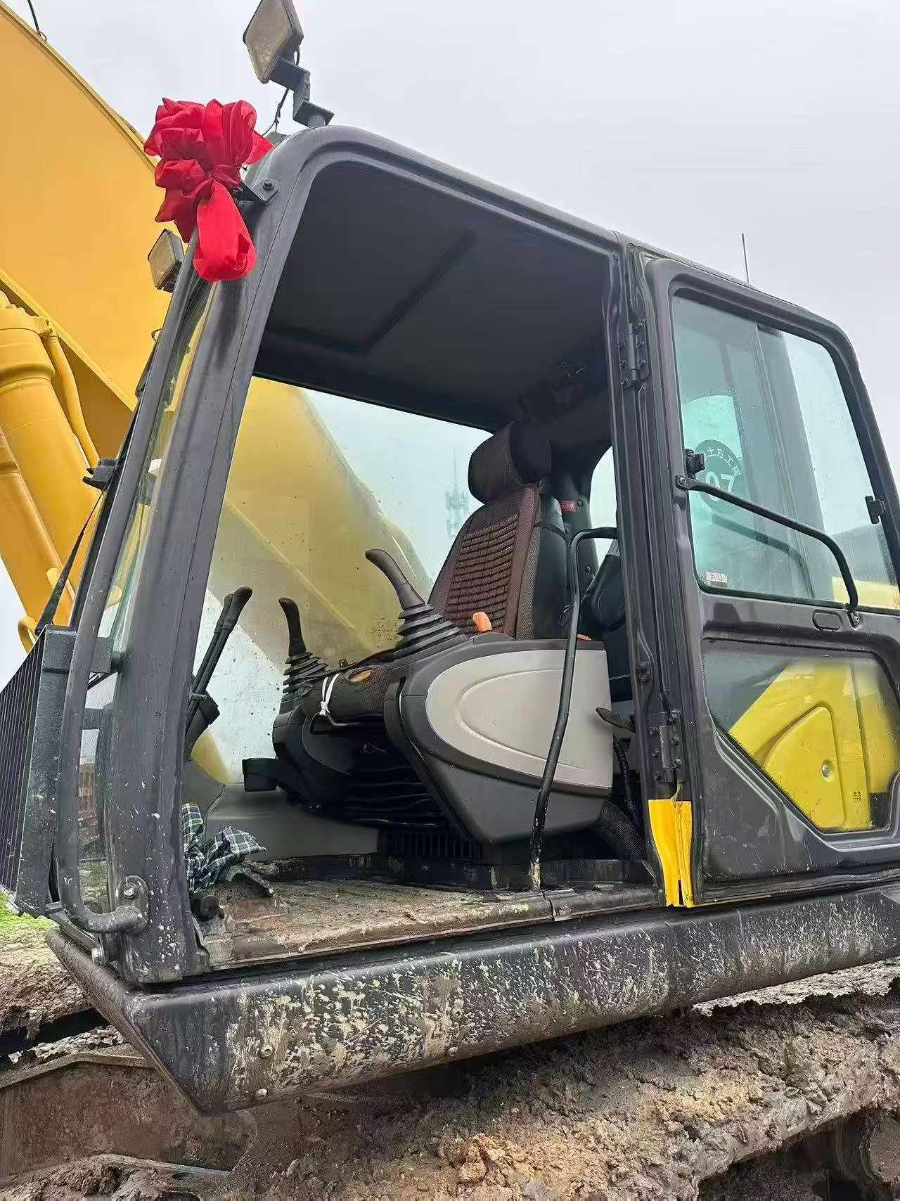 Buy Sumitomo SH360-5 Used Excavator / 6