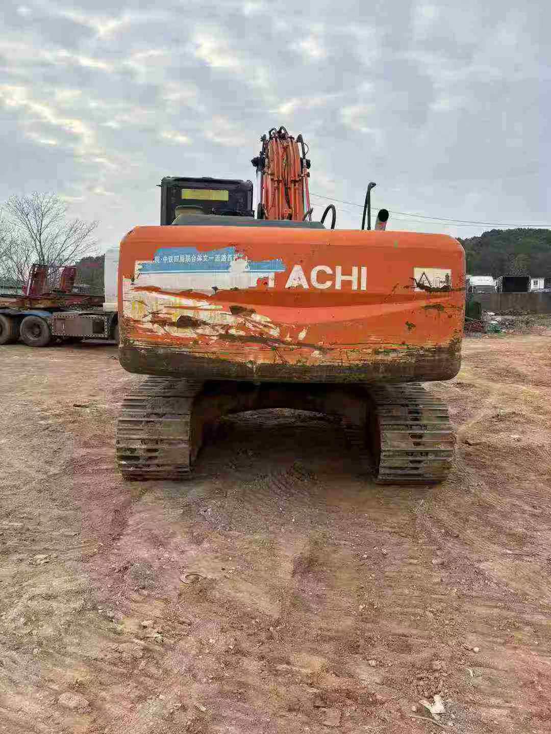 Buy Hitachi EX210 Used Excavator / 2