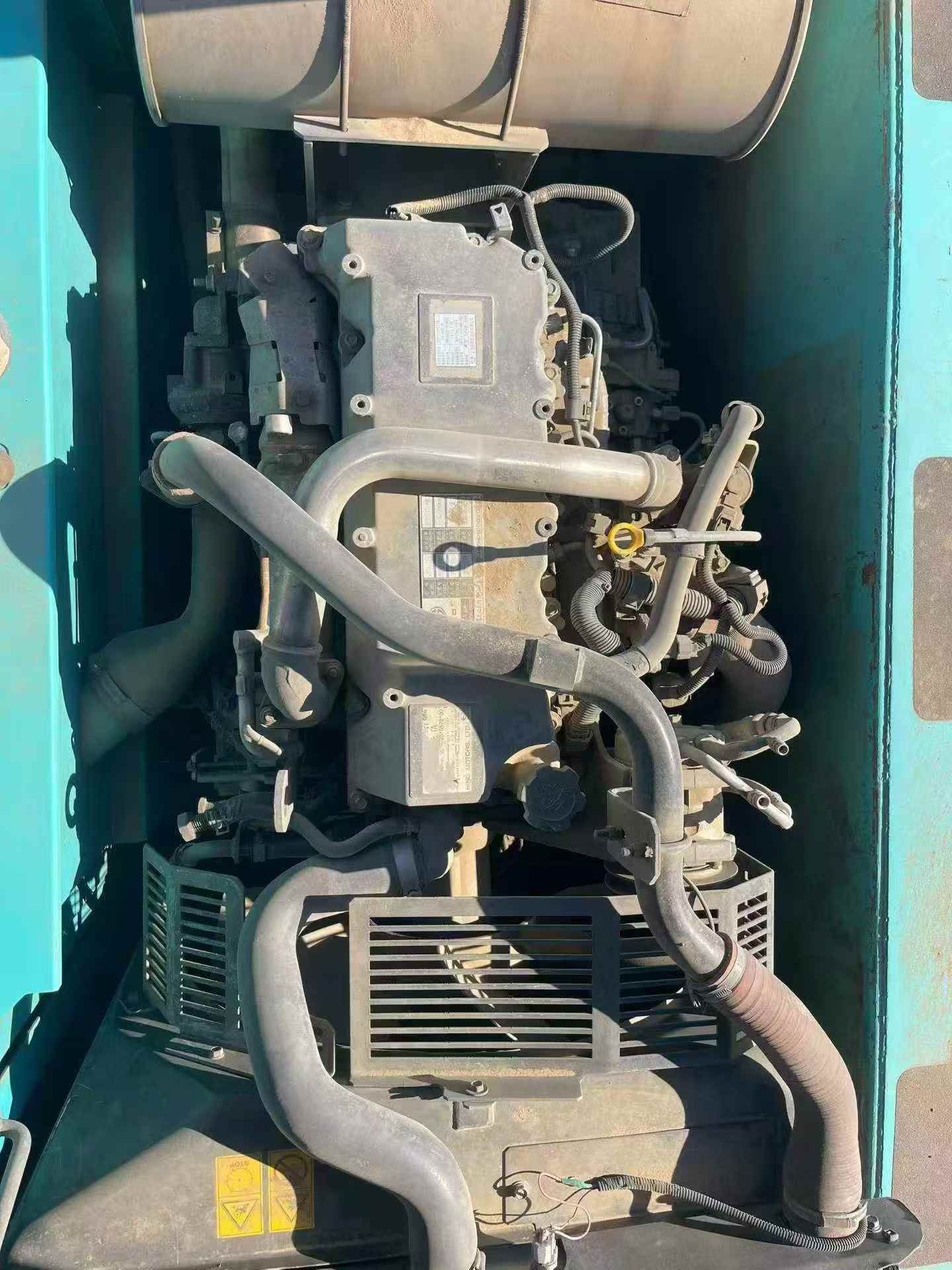 Buy Kobelco SK200 Used Excavator / 8