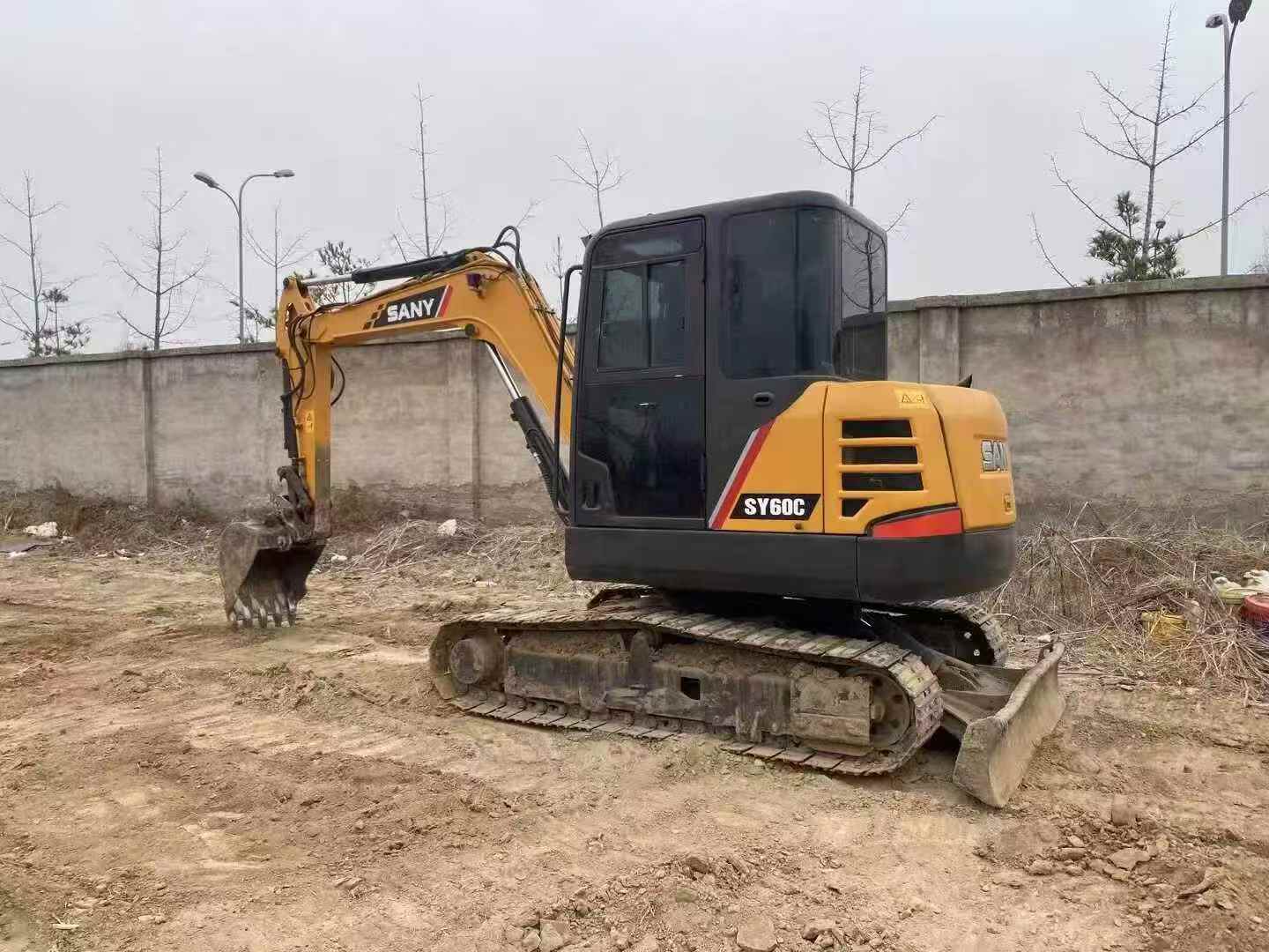 Buy Sany SY60C Used Excavator / 5