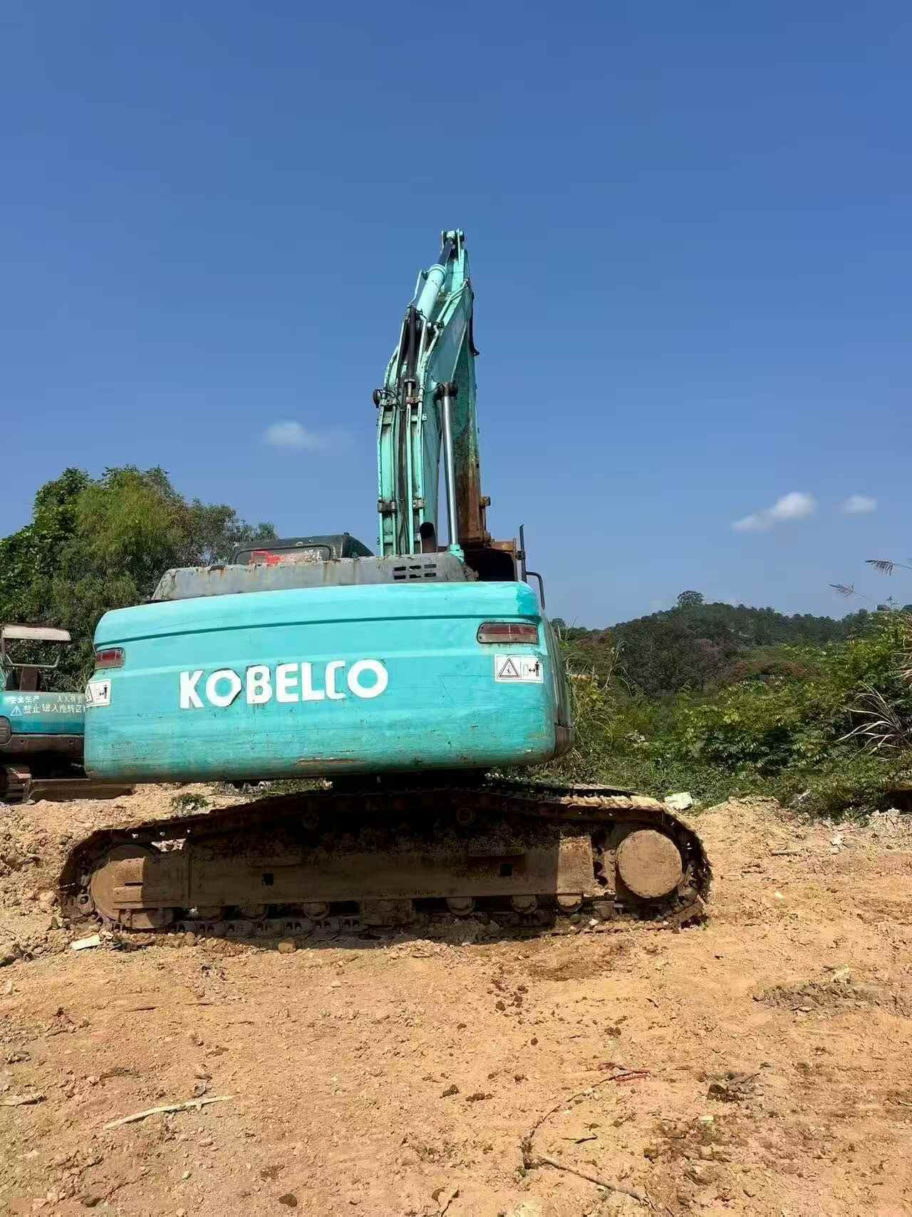 Buy Kobelco SK200-8 Used Excavator / 2